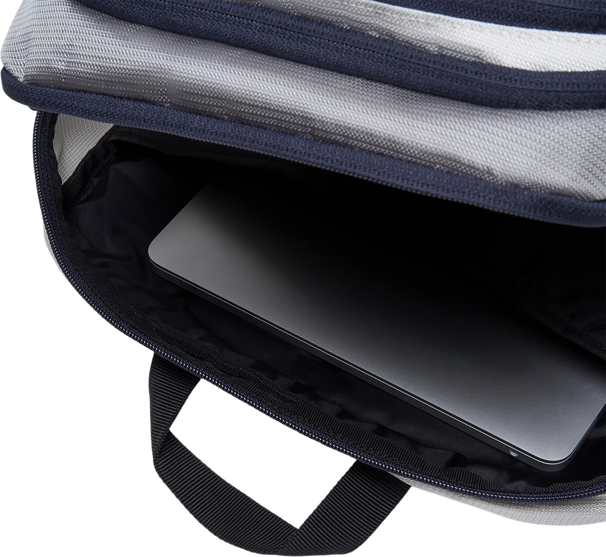 Product image for Essential 9.0 Daypack 28L