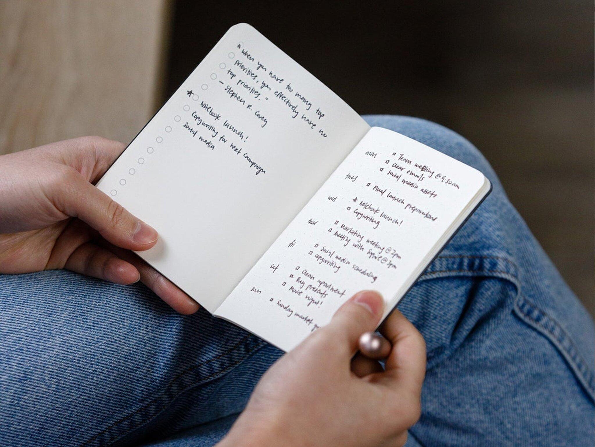 Product gallery image number 6 for product Organisation Notebook