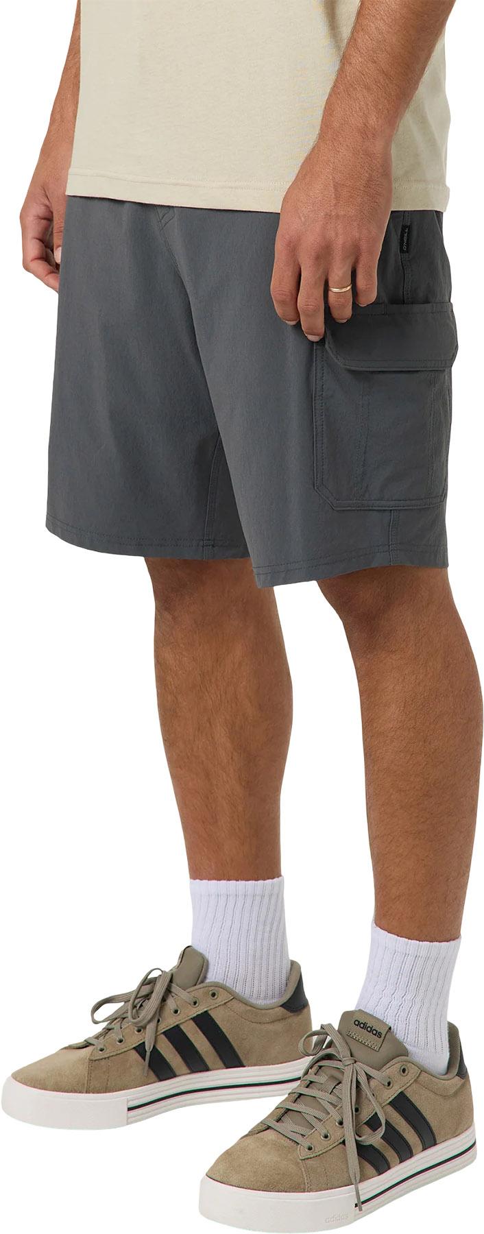 Numéro de l'image de la galerie de produits 6 pour le produit Short hybride cargo TRVLR 20" - Homme