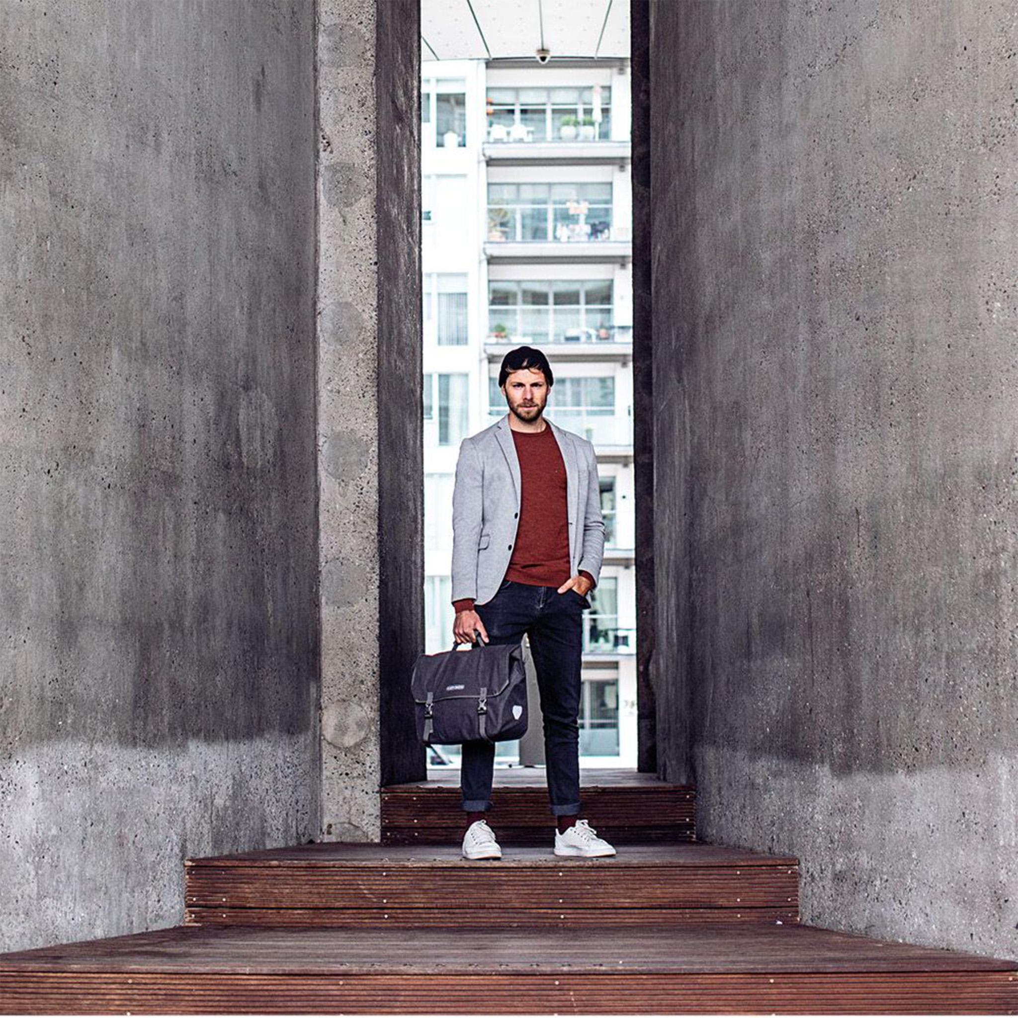 Numéro de l'image de la galerie de produits 6 pour le produit Sacoche-cartable Commuter-Bag Two Urban 20L