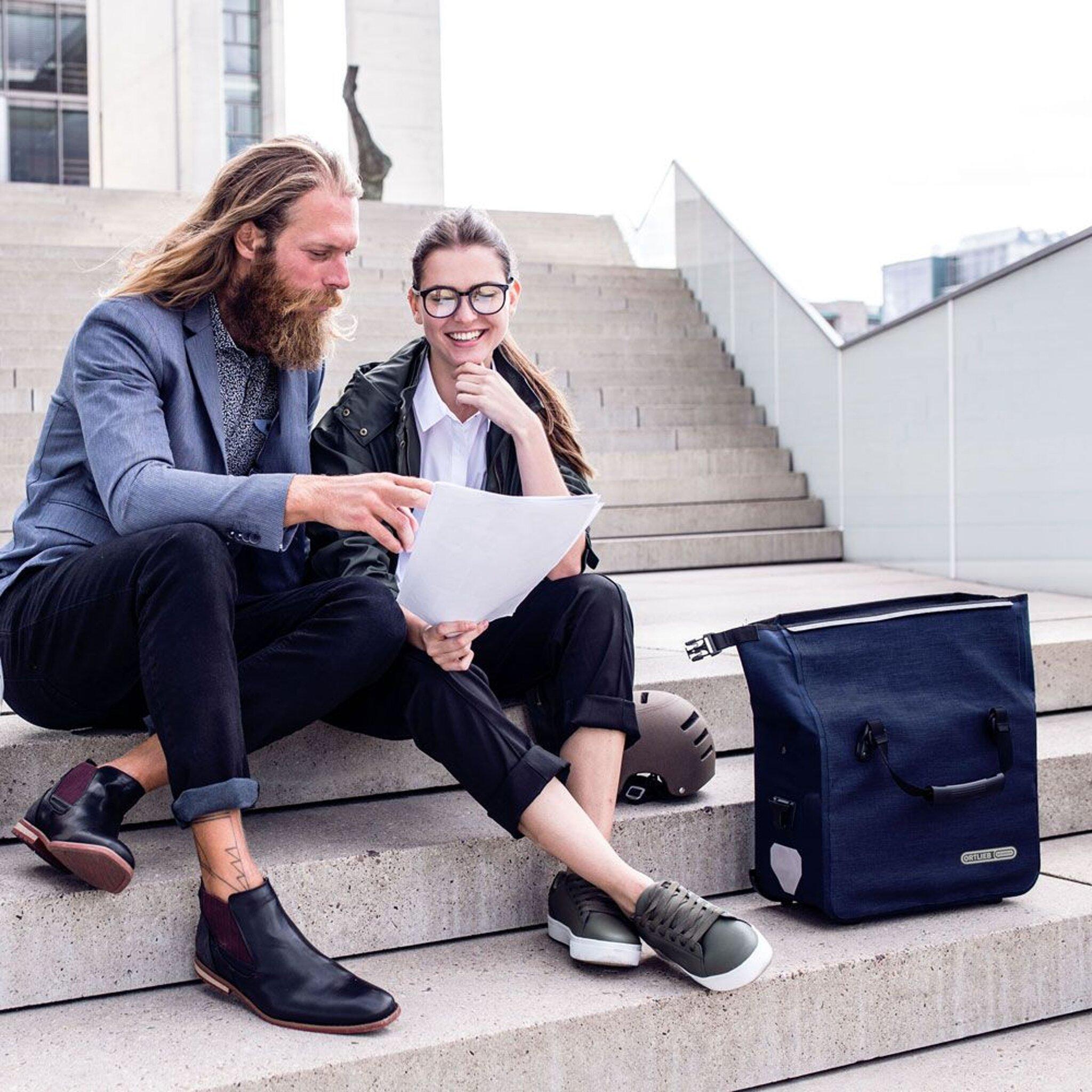 Numéro de l'image de la galerie de produits 3 pour le produit Sacoche-cartable étanche Office-Bag 21L