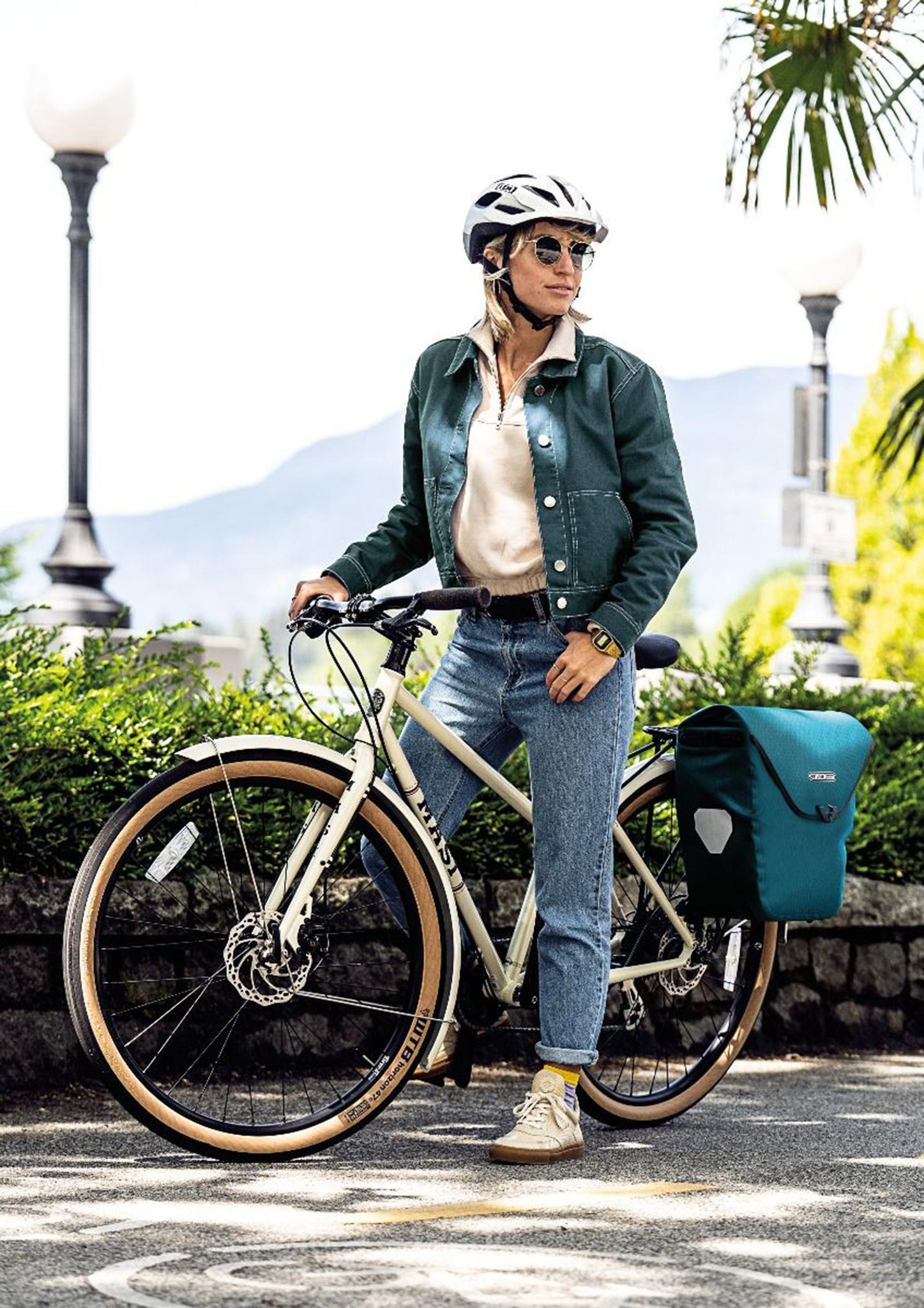 Product gallery image number 7 for product Velo-Shopper Pannier Bag 18L