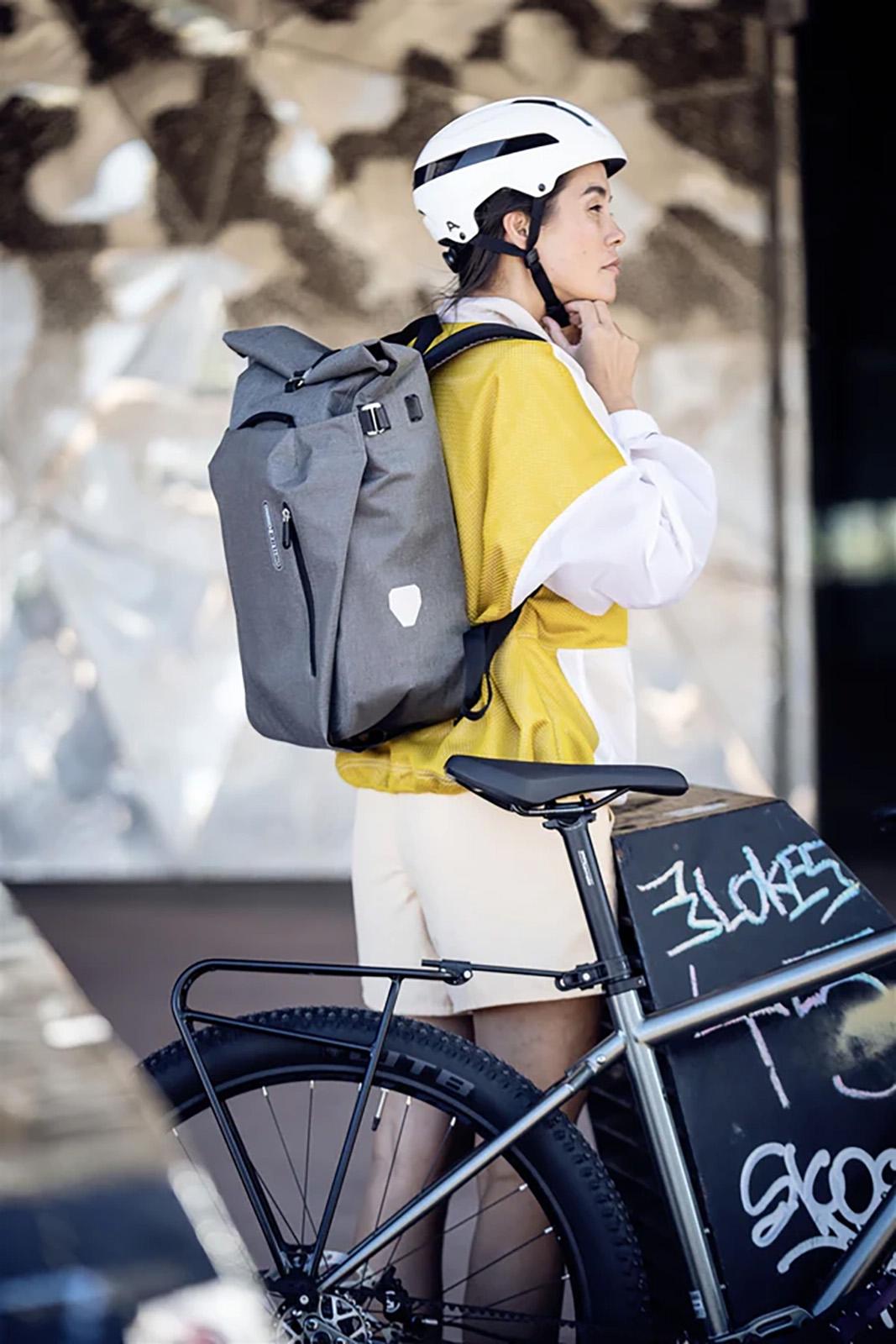 Product gallery image number 3 for product Vario Urban Backpack 20L