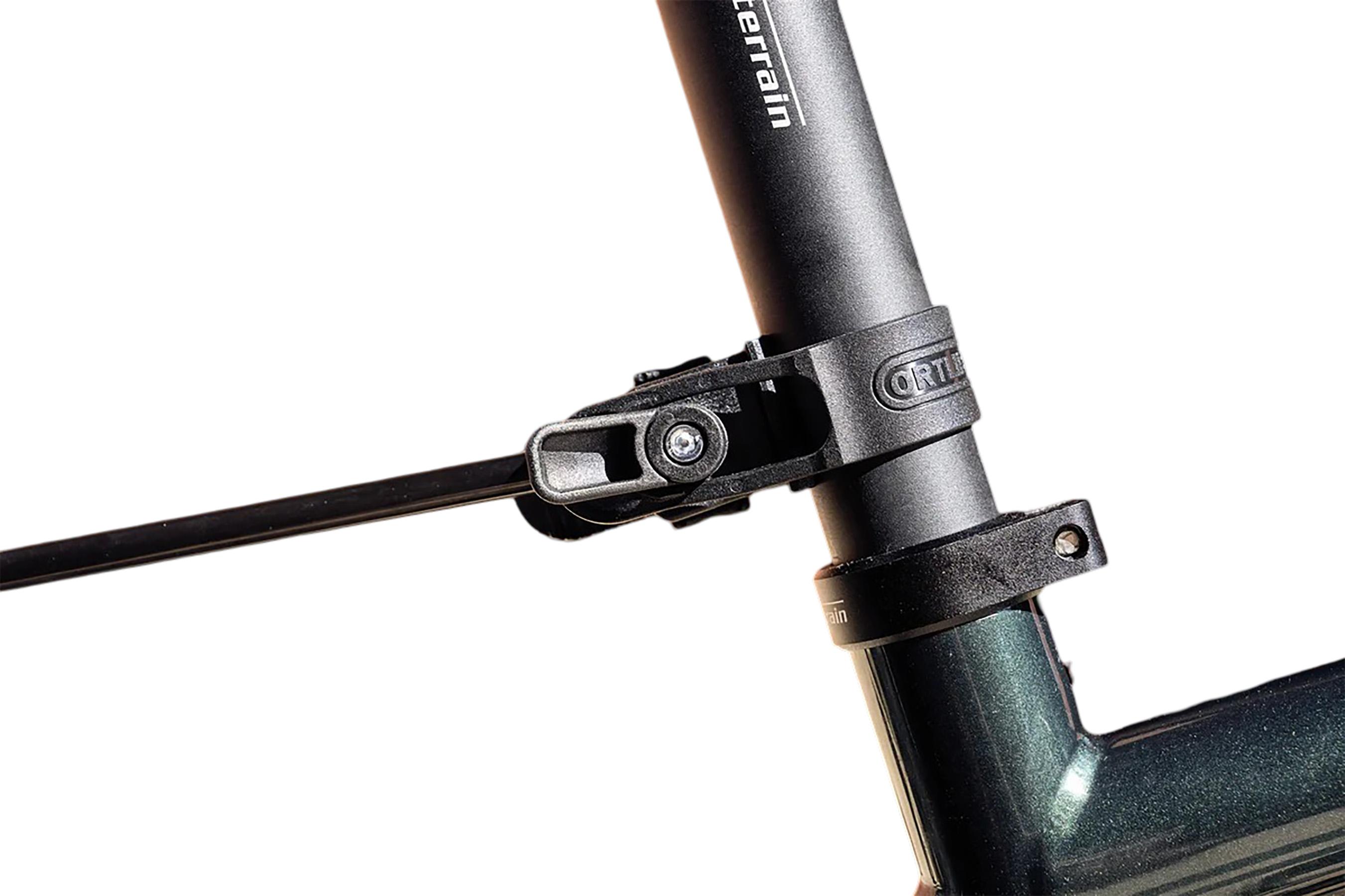 Product gallery image number 2 for product Quick-Rack Luggage Rack L