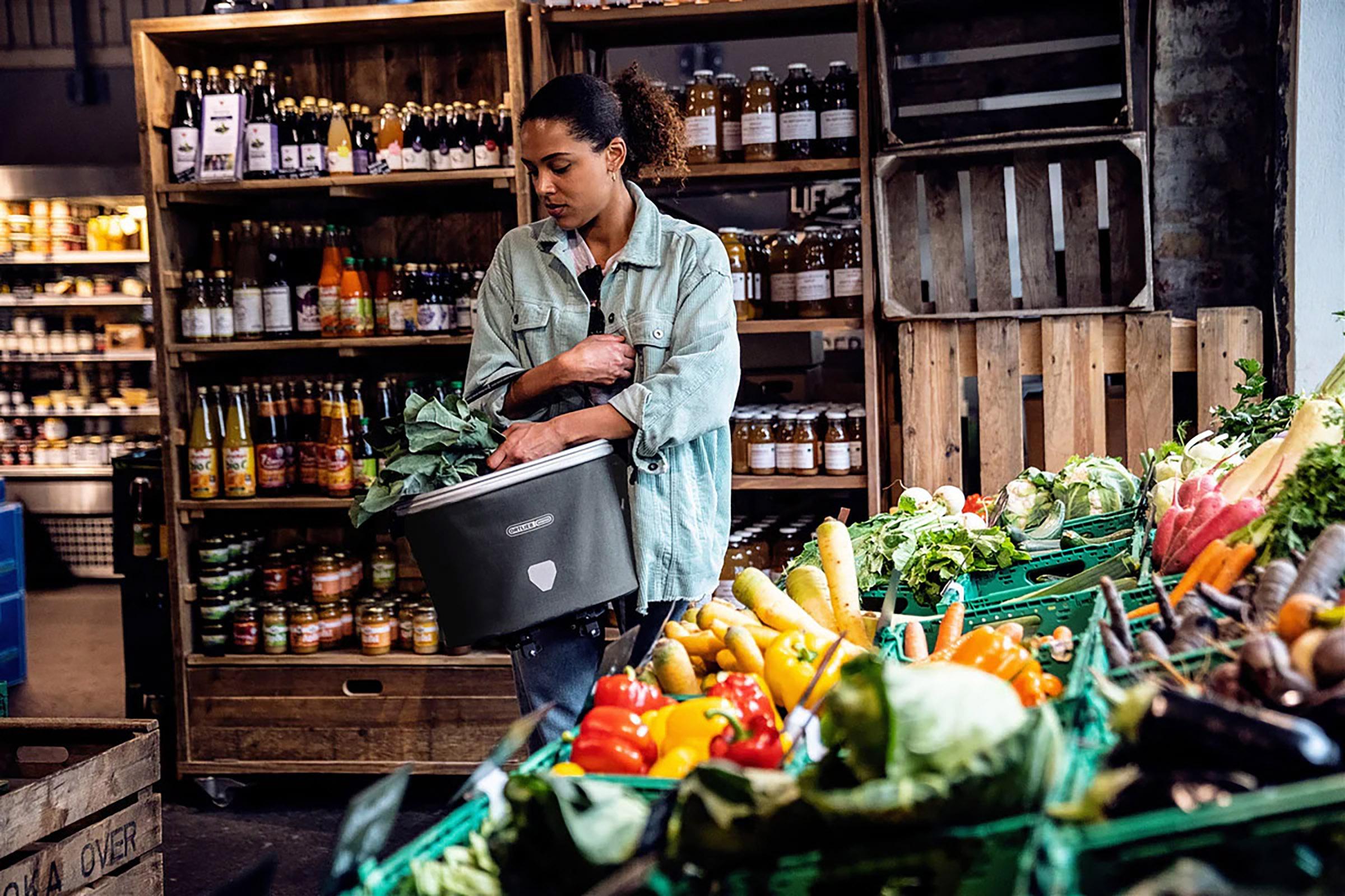 Product gallery image number 5 for product Up-Town Rack Urban Basket 17.5L