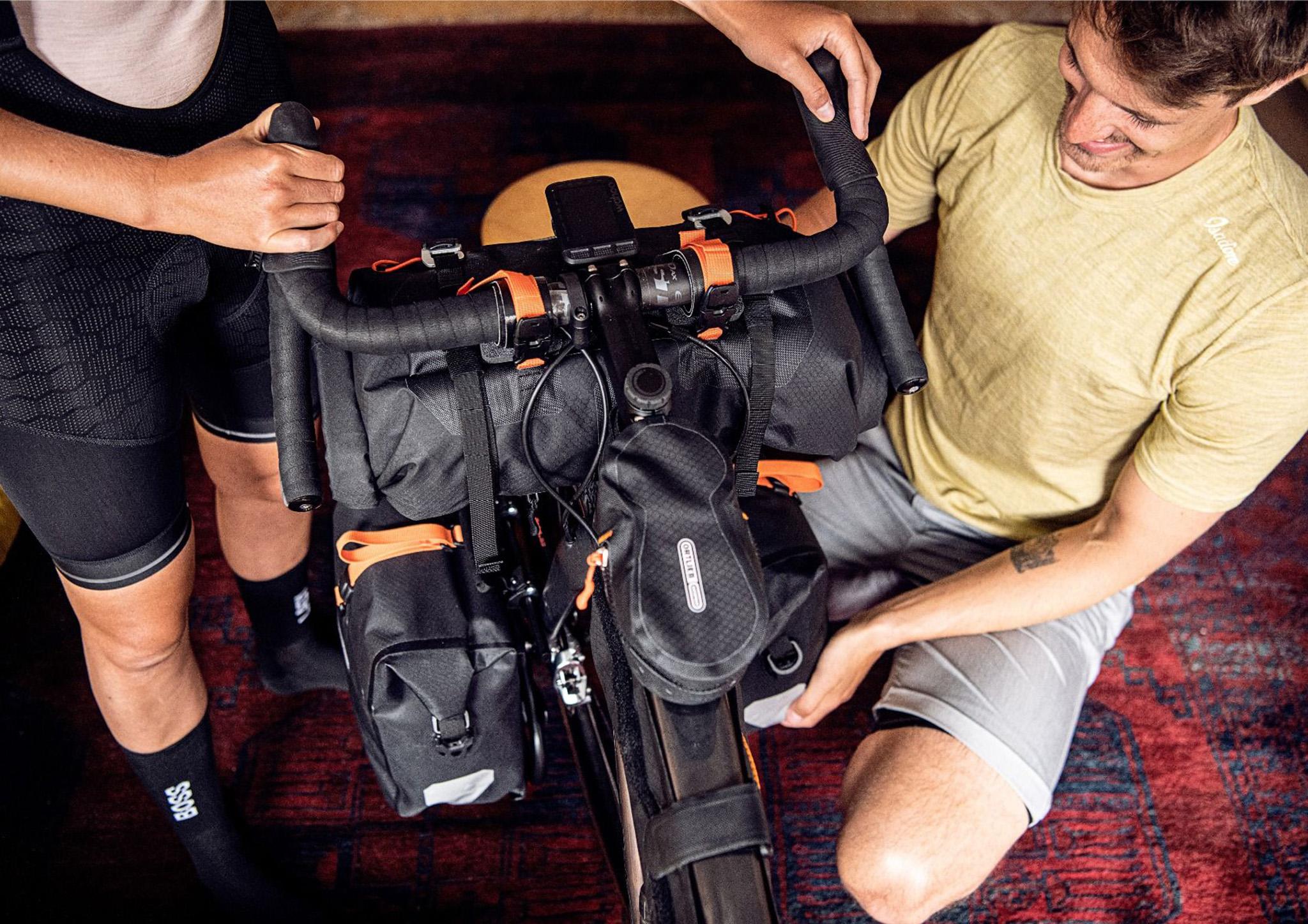 Numéro de l'image de la galerie de produits 4 pour le produit Sacoche de guidon 15L