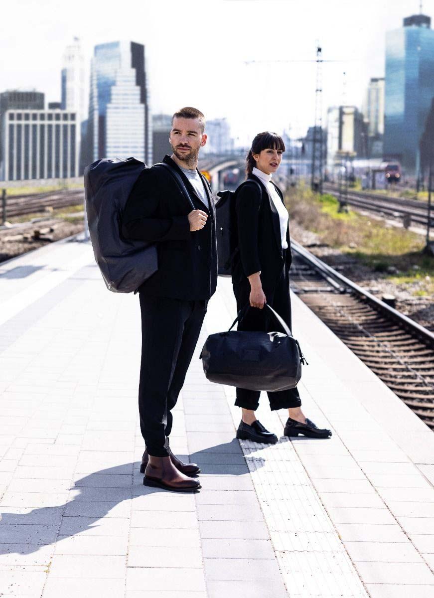 Product gallery image number 16 for product Duffle Metrosphere - 40L