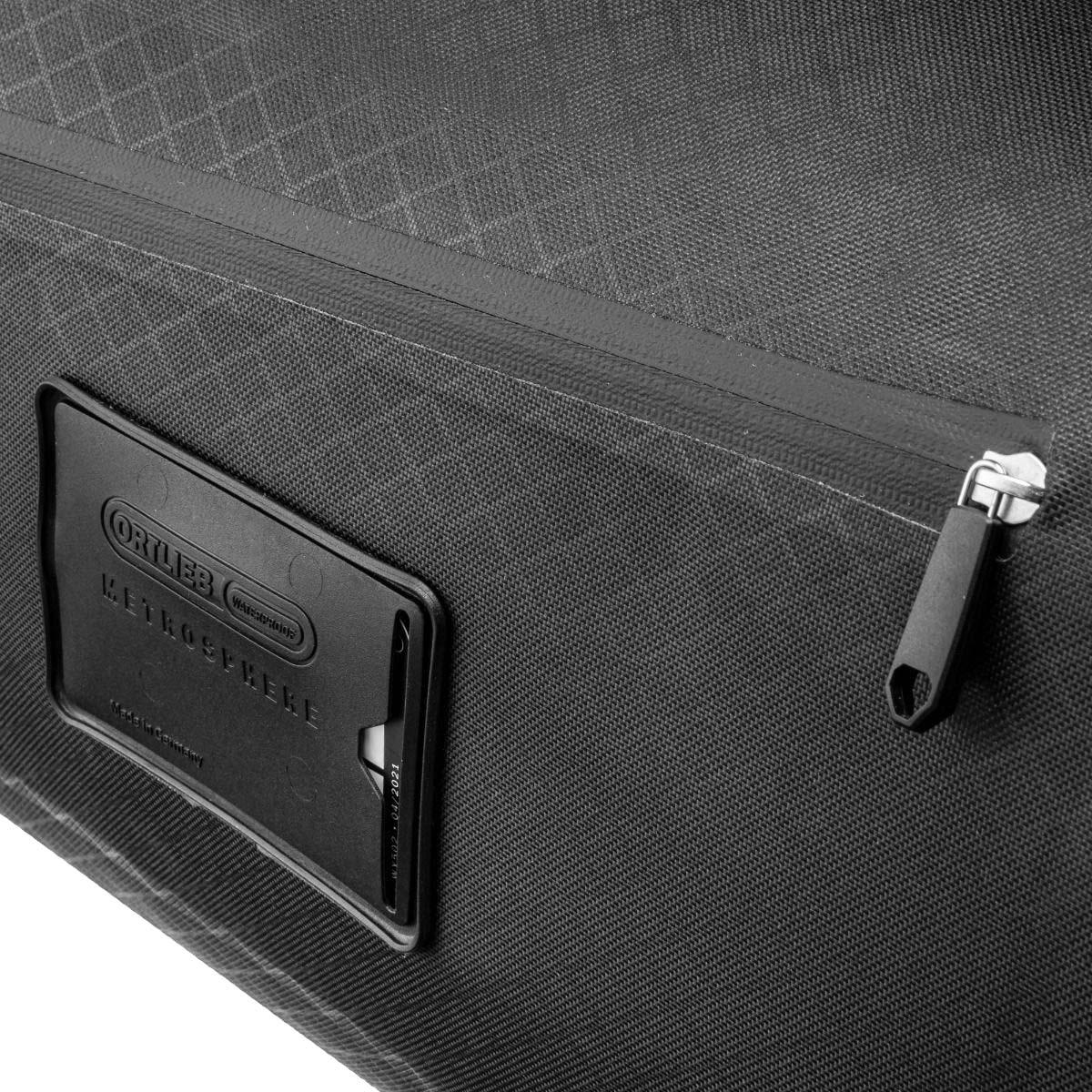 Product gallery image number 10 for product Duffle Metrosphere - 40L