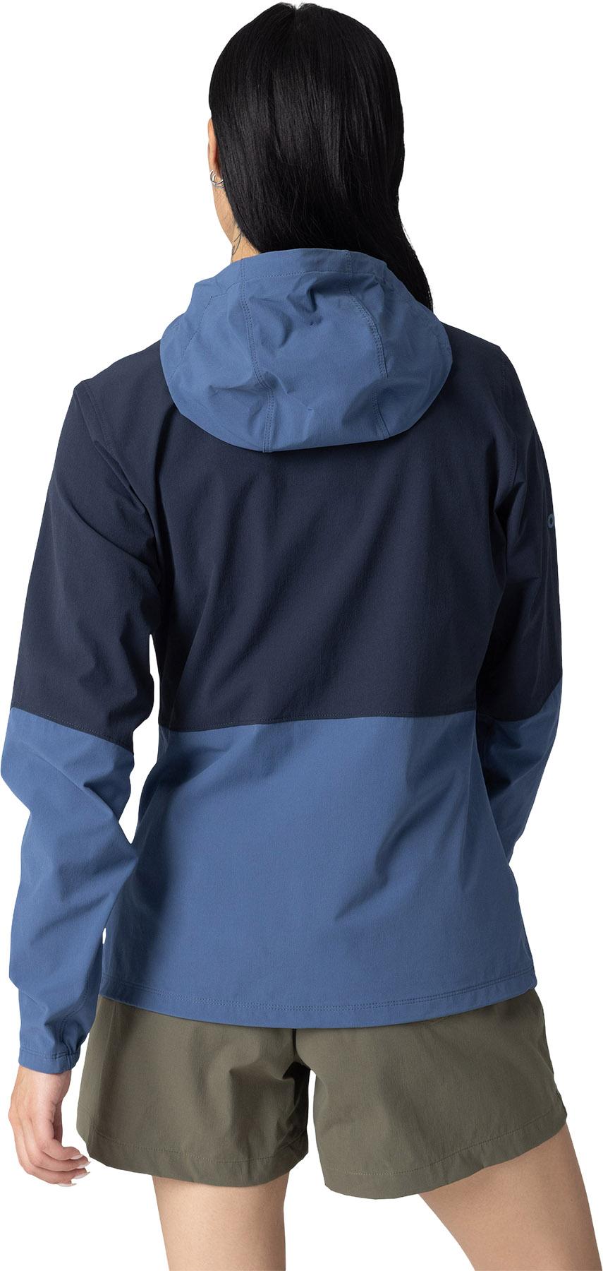 Product gallery image number 3 for product Chandail à capuchon Ferrosi - Femme