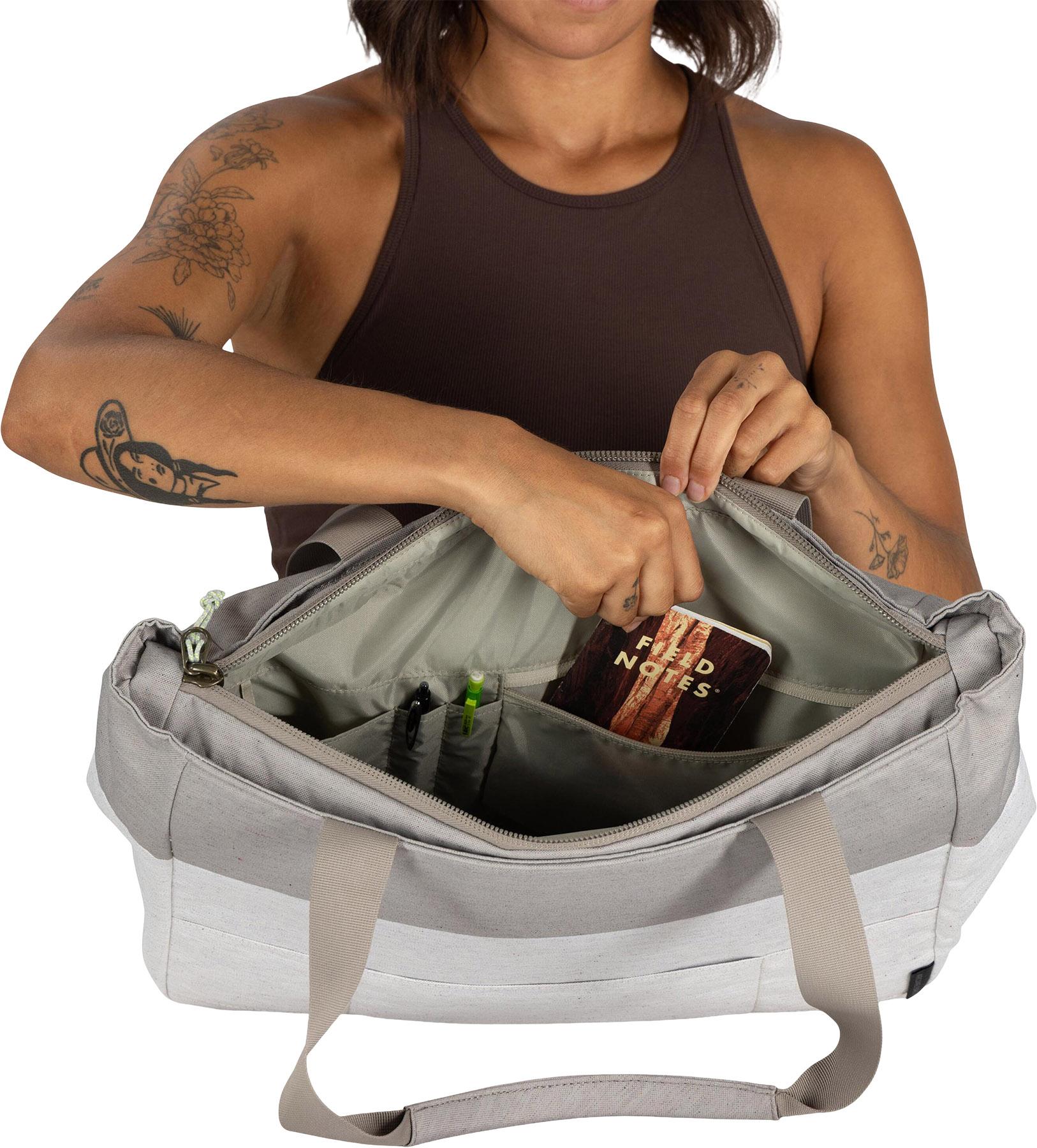 Product gallery image number 4 for product Arcane Tote Pack 21L