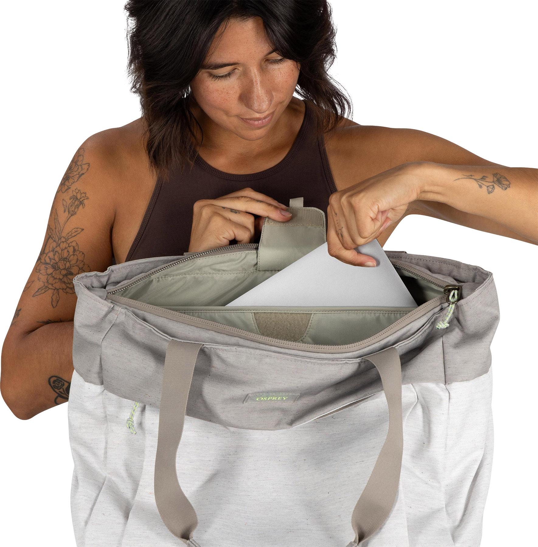 Product gallery image number 6 for product Arcane Tote Pack 21L