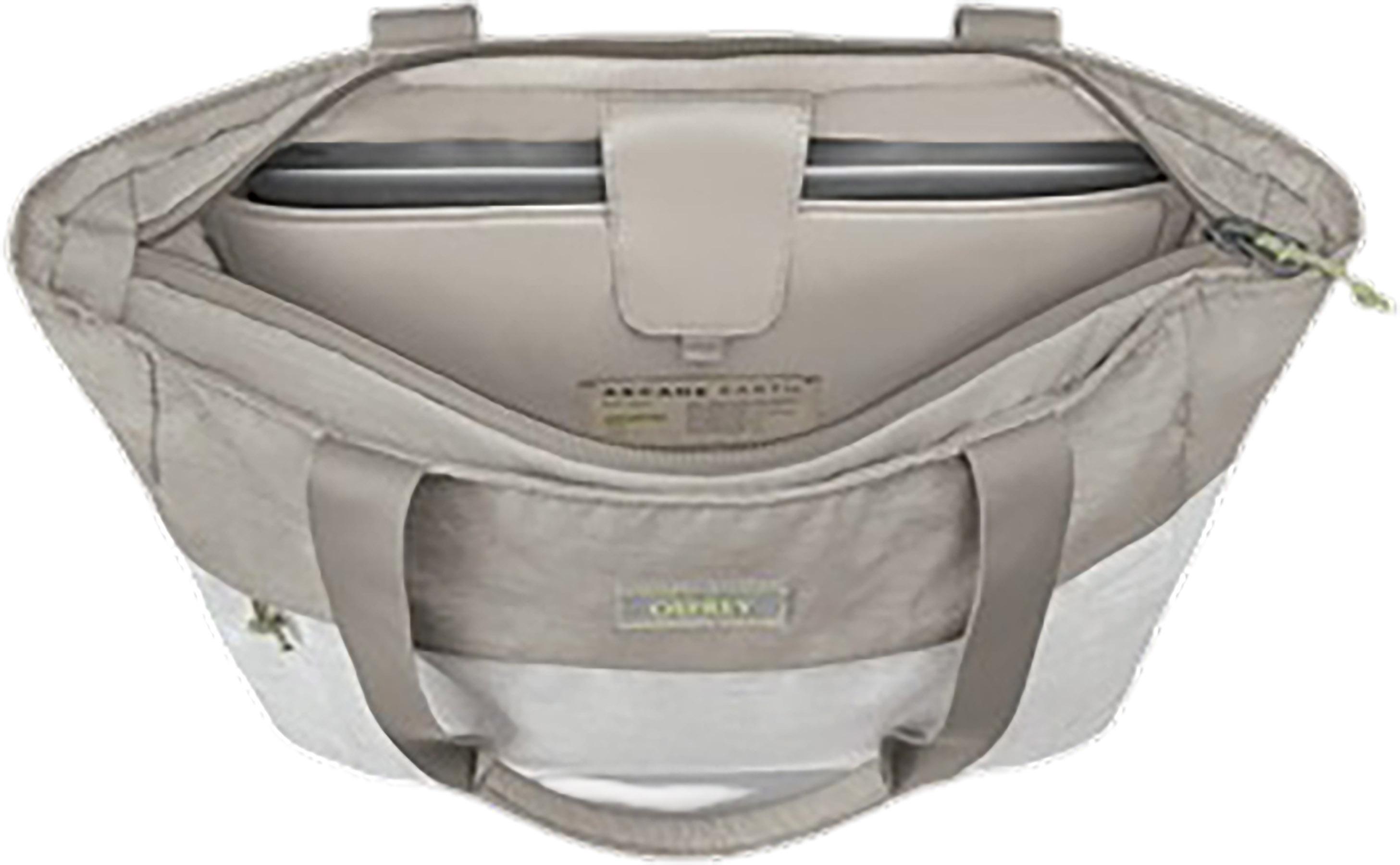 Product gallery image number 10 for product Arcane Tote Pack 21L