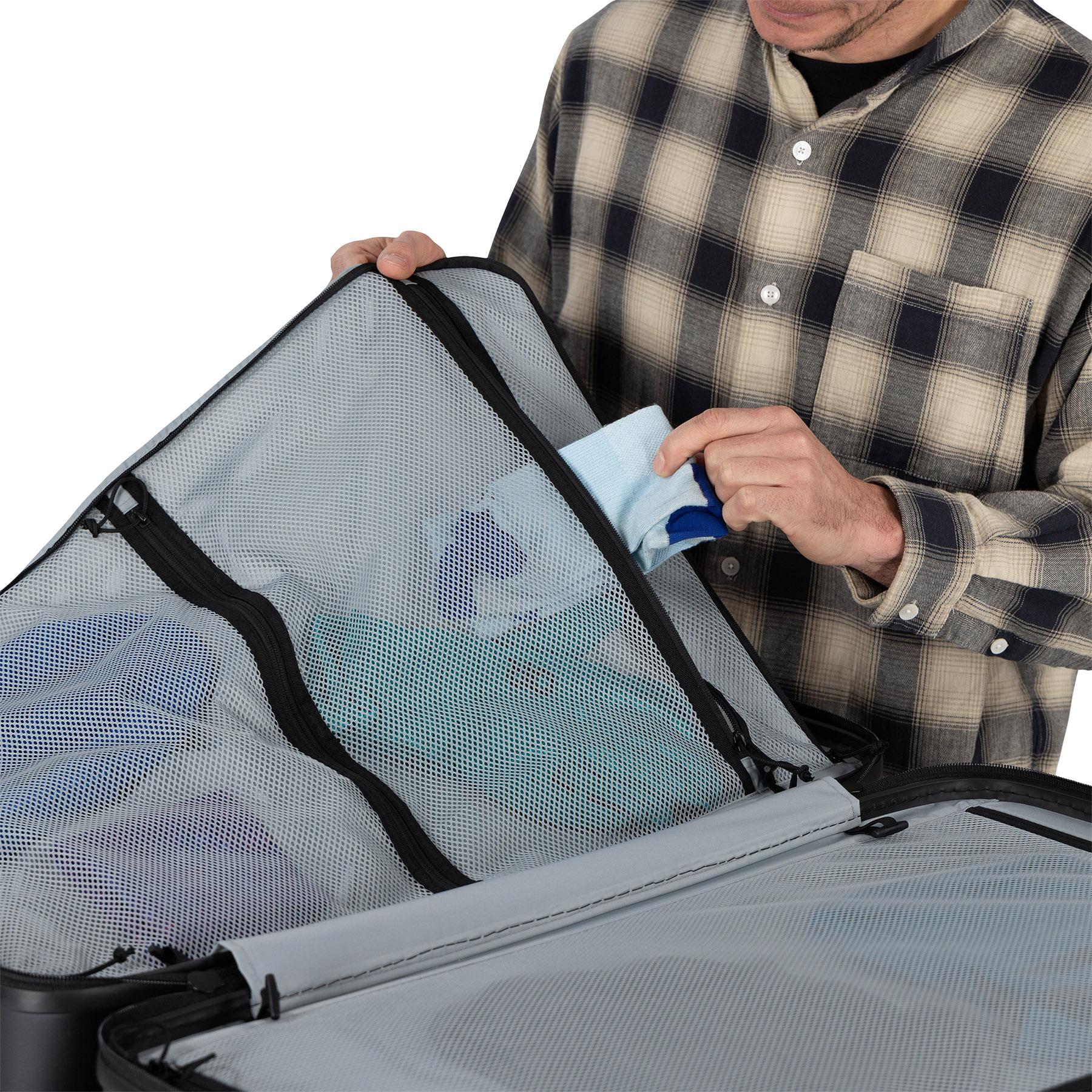 Product gallery image number 4 for product Ozone Hardside 30 in Suitcase
