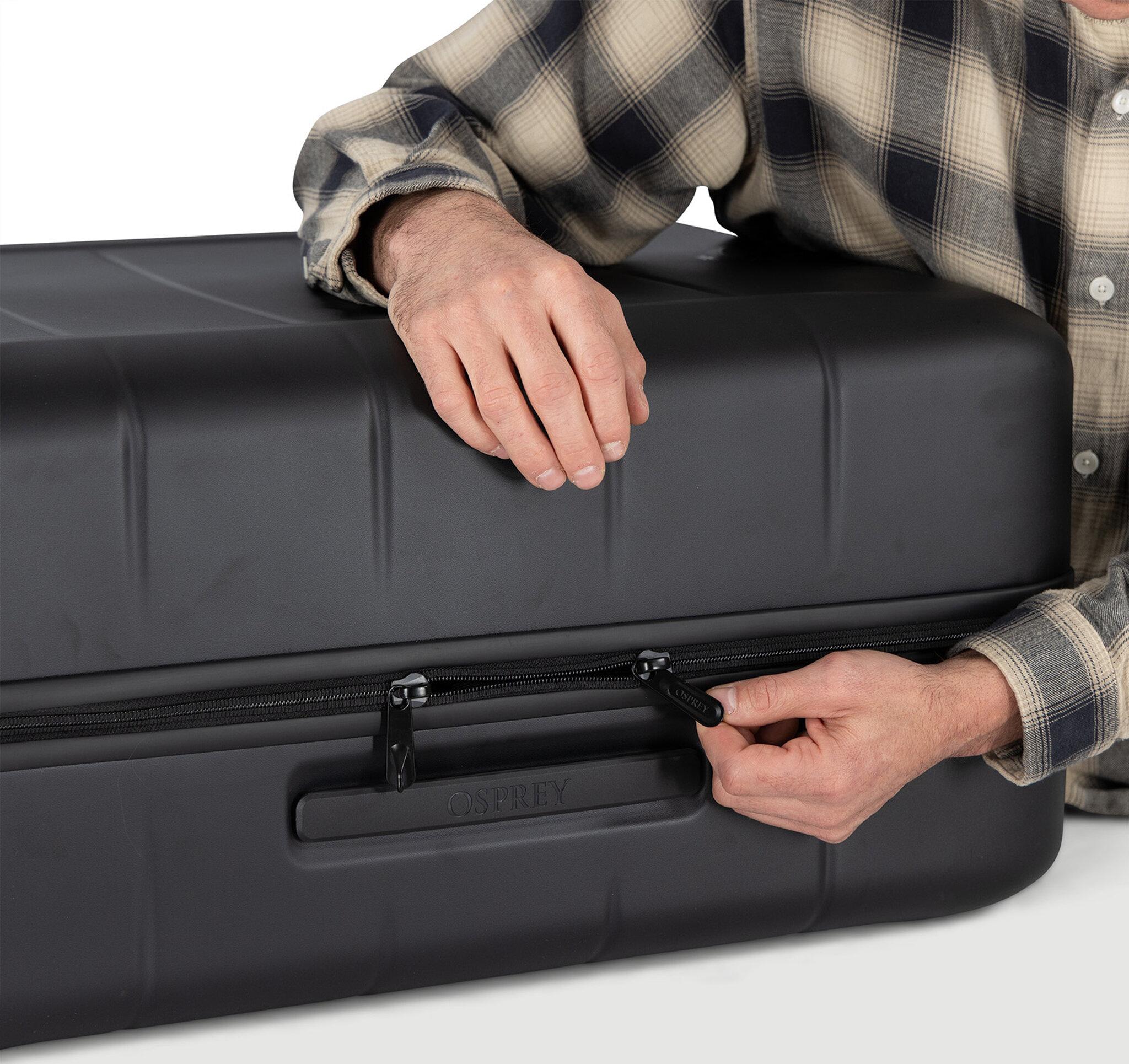 Product gallery image number 10 for product Ozone Hardside 30 in Suitcase