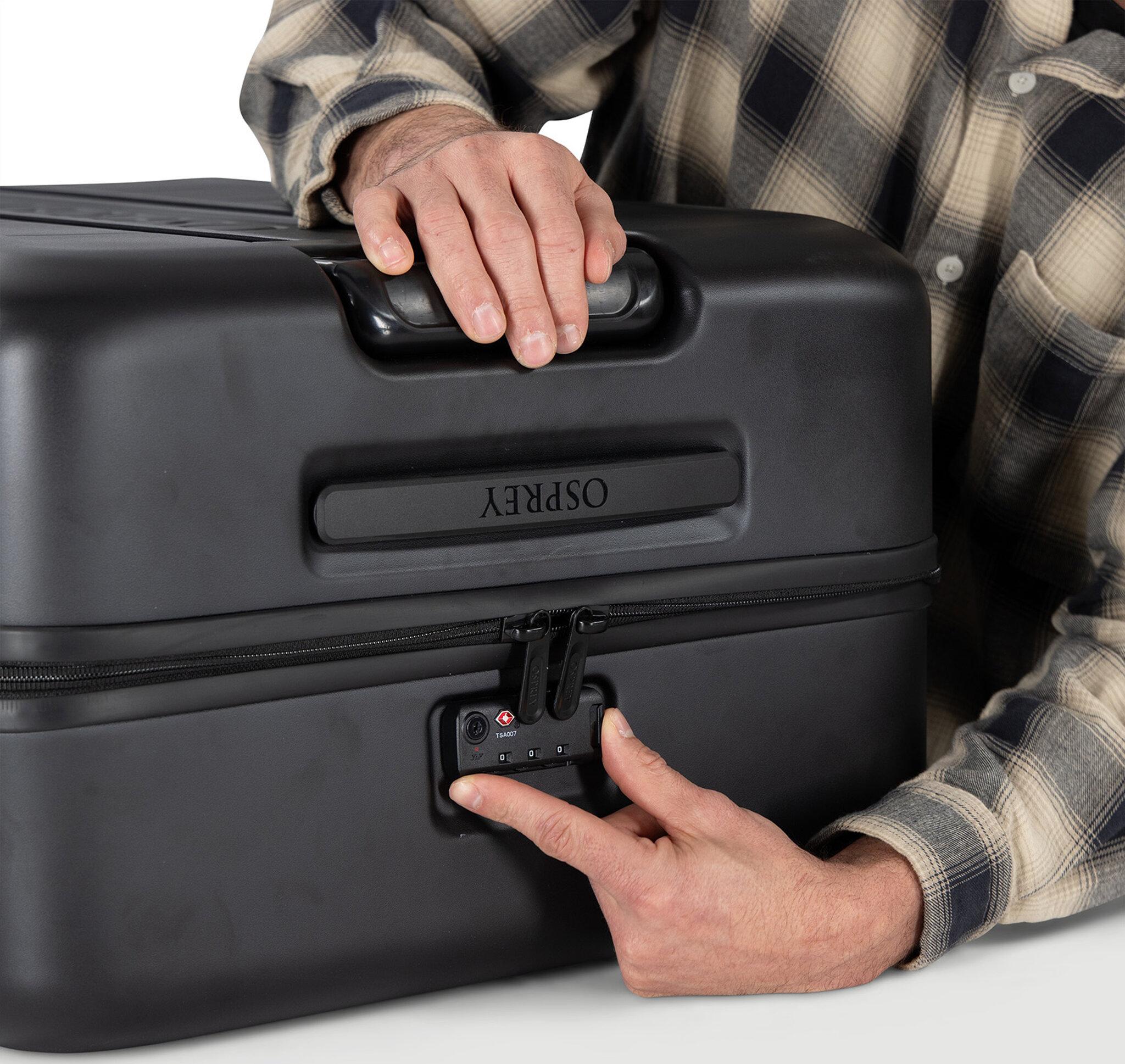 Product gallery image number 9 for product Ozone Hardside 30 in Suitcase
