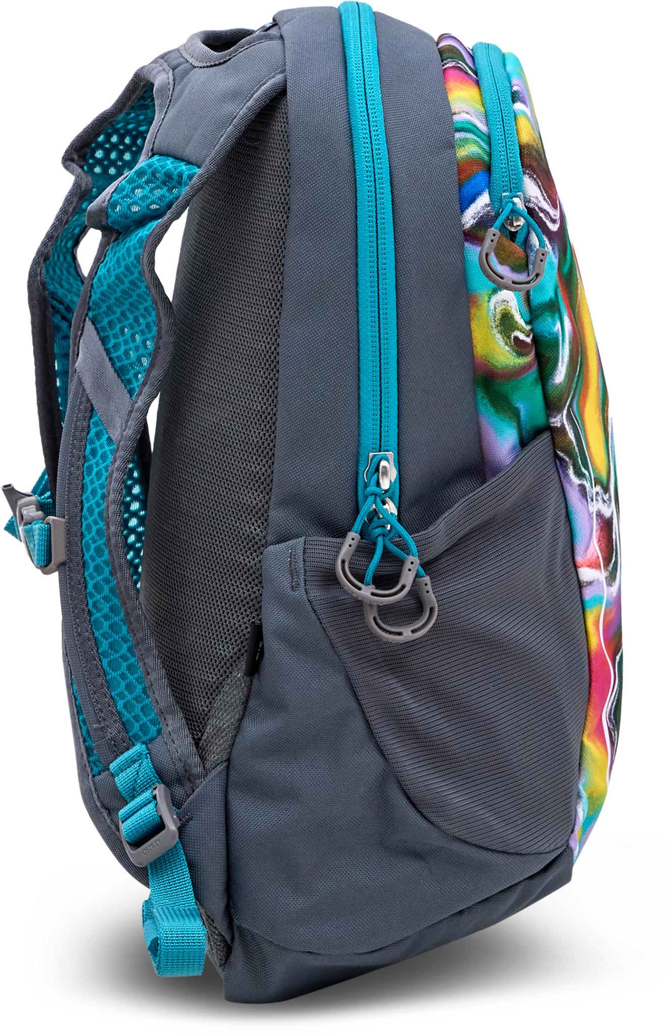 osprey daylite jr Kids and fun graphics have kids reaching for this pack again and again Osprey Daylite Jr. Pack -