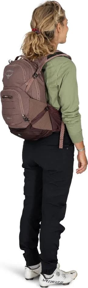 Product gallery image number 4 for product Raven Bike Backpack 14L - Women's