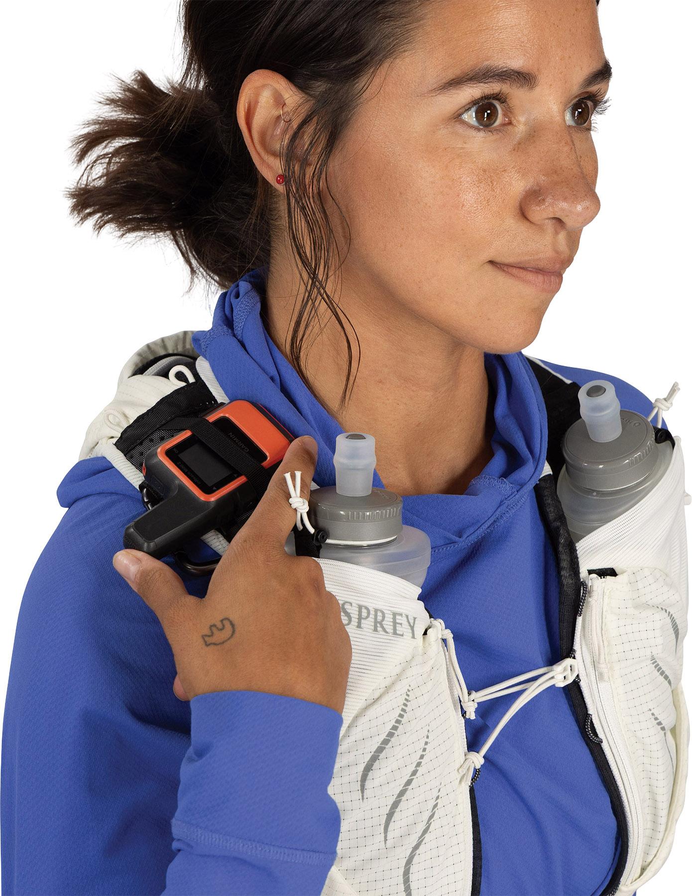 Product gallery image number 13 for product Dyna Pro 10 Trail Running Vest with Flasks - Women's