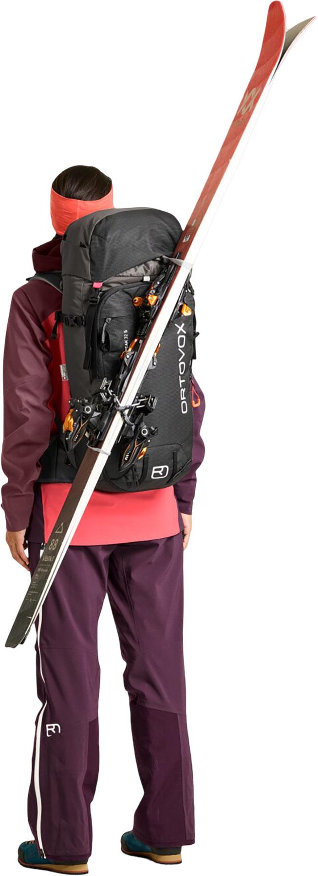 Product gallery image number 3 for product Peak 32 S Backpack - Unisex