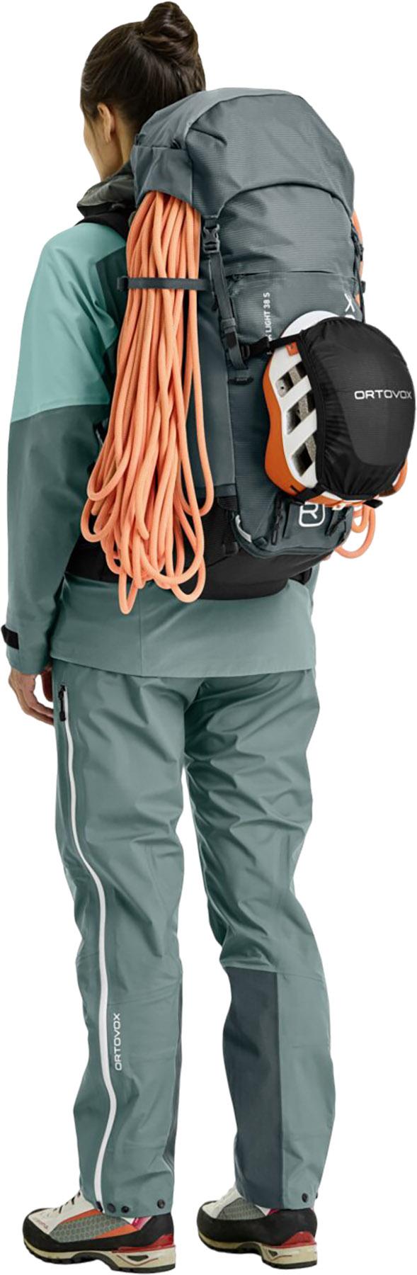 Product gallery image number 4 for product Peak Light 38 S Backpack - Unisex