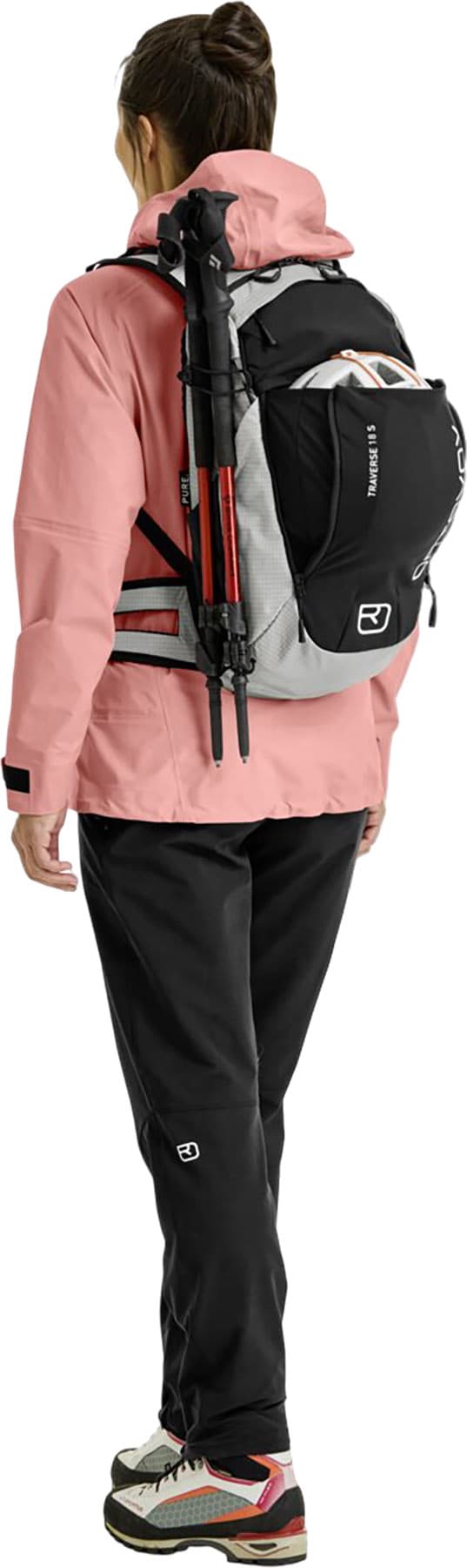 Numéro de l'image de la galerie de produits 2 pour le produit Sac à dos d'alpinisme Traverse Pure S 18L