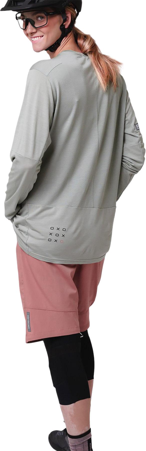 Product gallery image number 5 for product SEQUENCE FREE SHORTS W