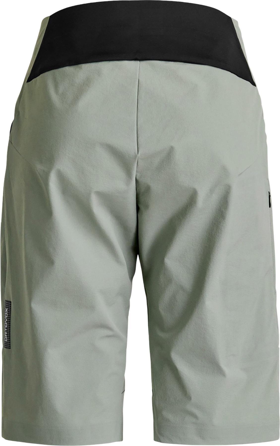 Numéro de l'image de la galerie de produits 2 pour le produit SEQUENCE TRAIL SHORTS W