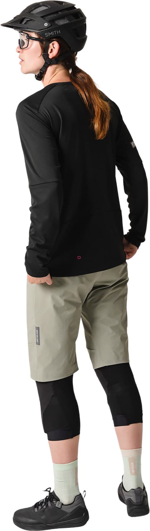 Numéro de l'image de la galerie de produits 3 pour le produit SEQUENCE TRAIL SHORTS W