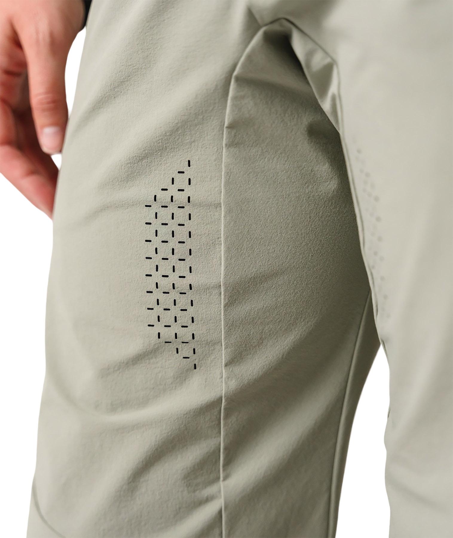 Numéro de l'image de la galerie de produits 6 pour le produit SEQUENCE TRAIL SHORTS W