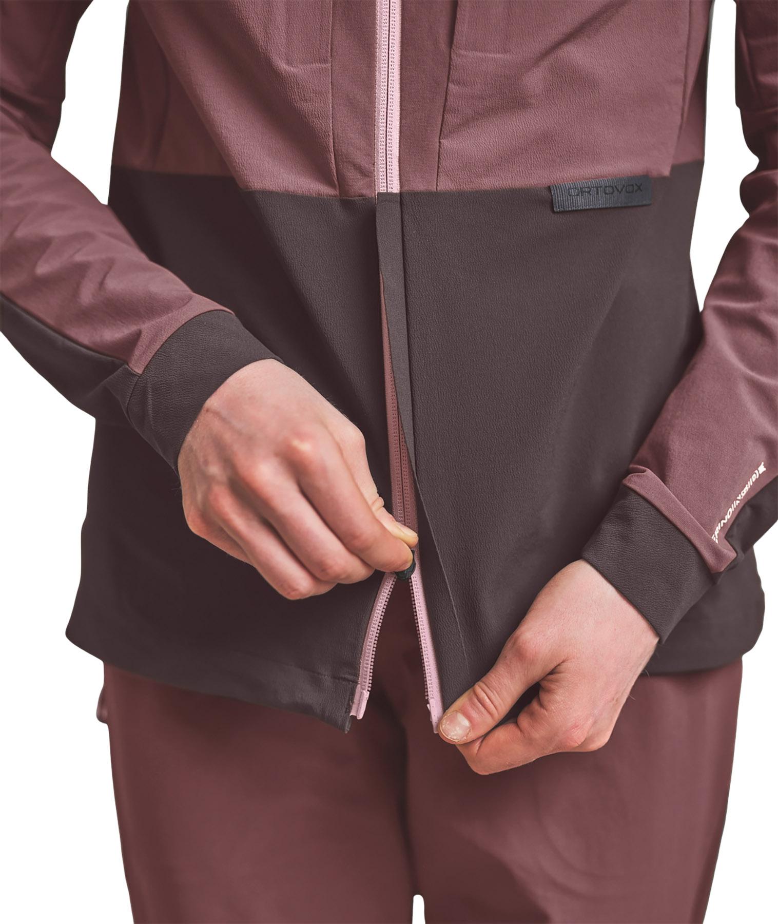 Numéro de l'image de la galerie de produits 3 pour le produit TRAD PLUS JACKET W