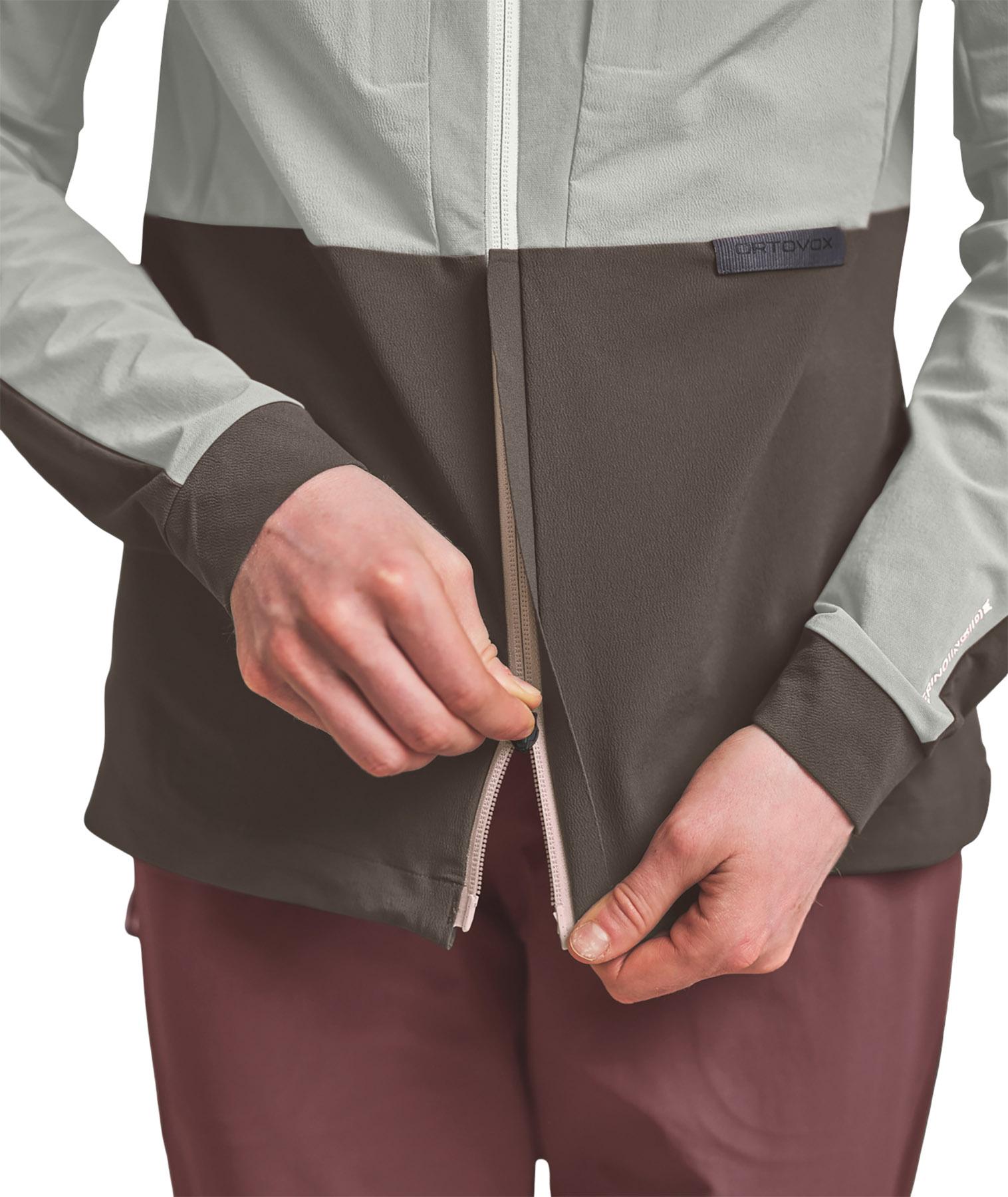 Numéro de l'image de la galerie de produits 3 pour le produit TRAD PLUS JACKET W