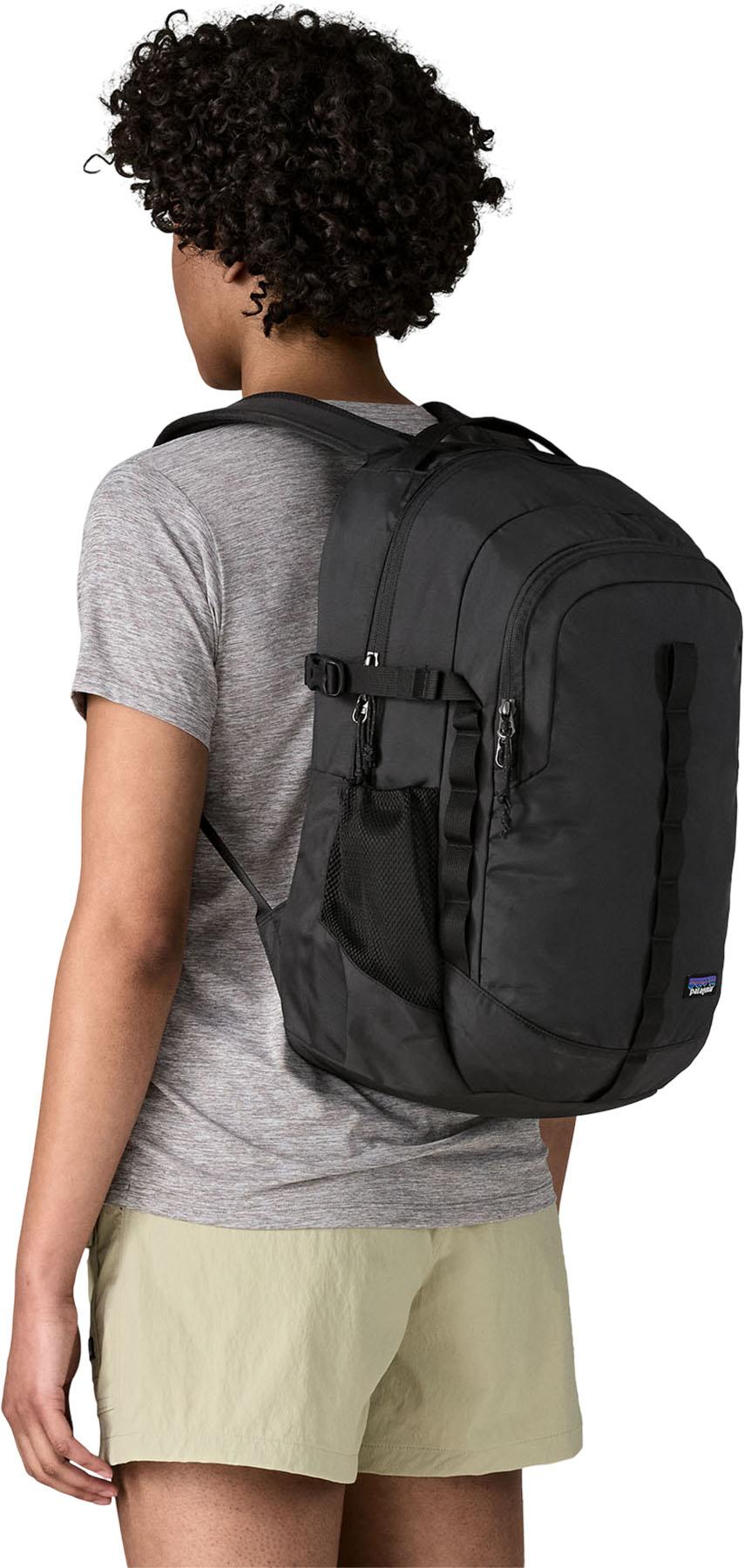 Product gallery image number 3 for product Refugio Daypack 26L