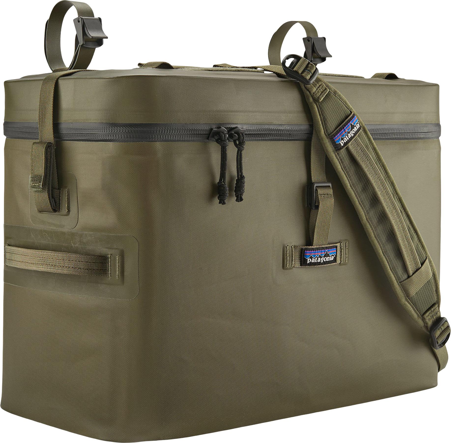 Product image for Great Divider 26L Fishing bag