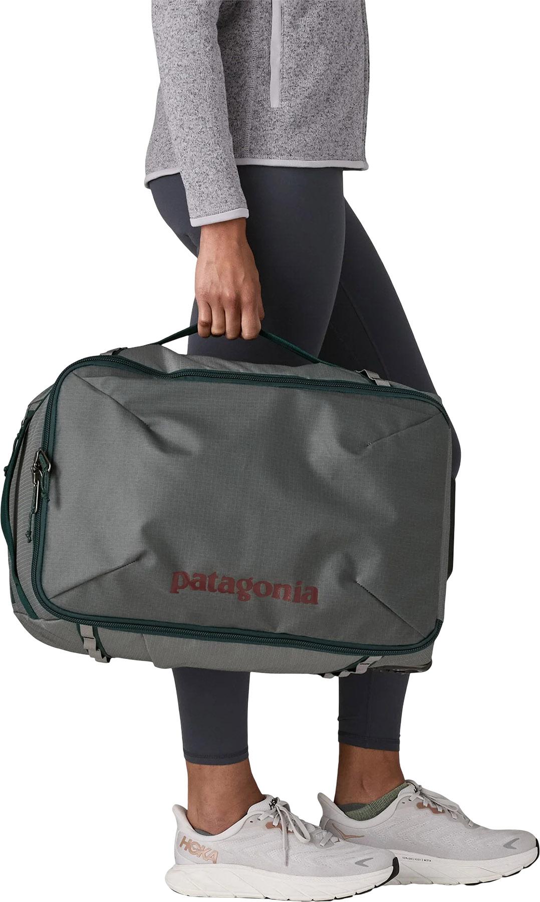 Product gallery image number 5 for product Black Hole MLC Wheeled Duffel Bag 34L