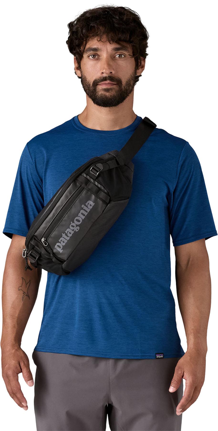 Product gallery image number 5 for product Sac de taille Black Hole 5L - Unisexe