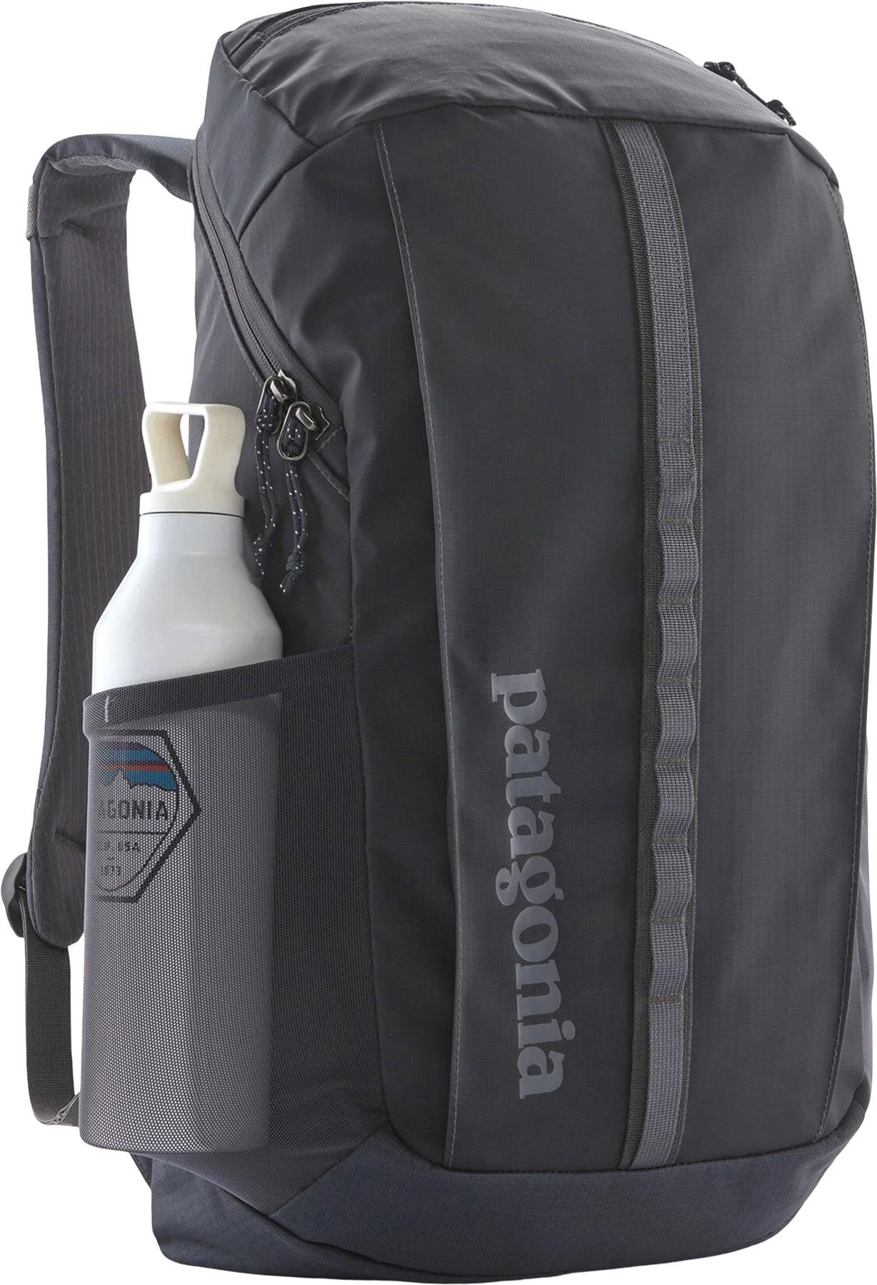 Product gallery image number 4 for product Black Hole Daypack 25L