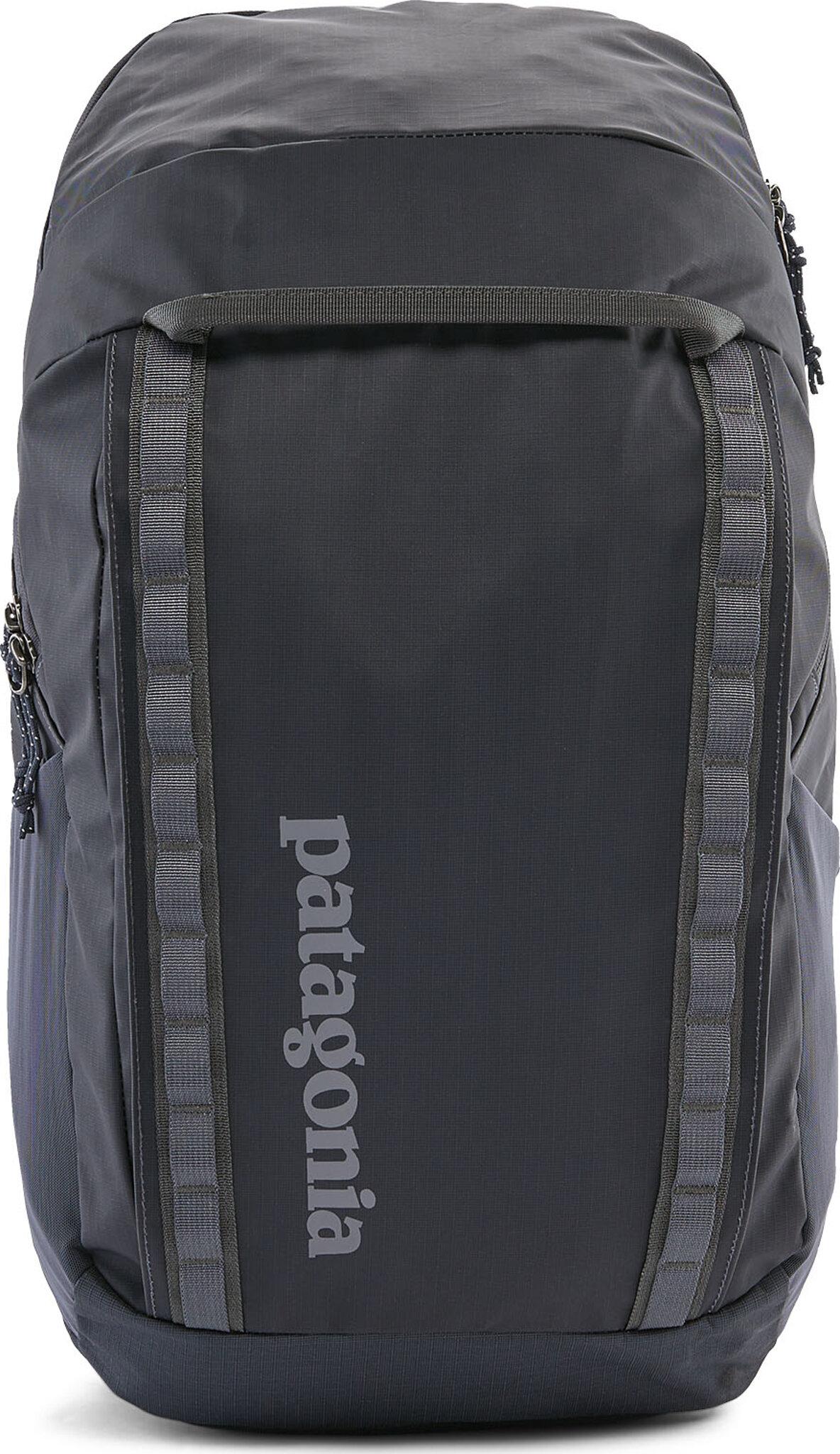 Product image for Black Hole Daypack 32L