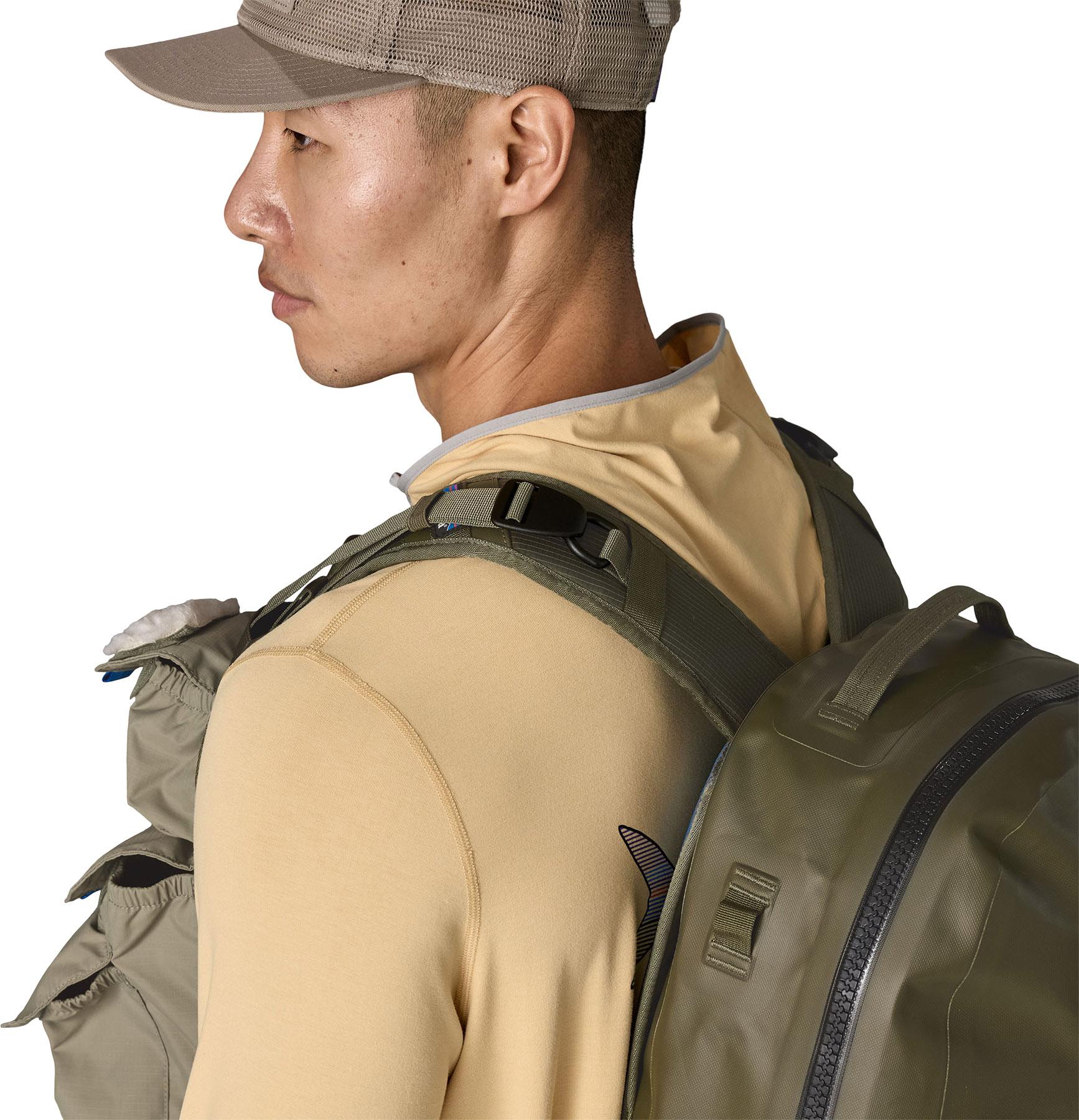 Product gallery image number 2 for product Stealth Convertible Fishing Vest - Unisex