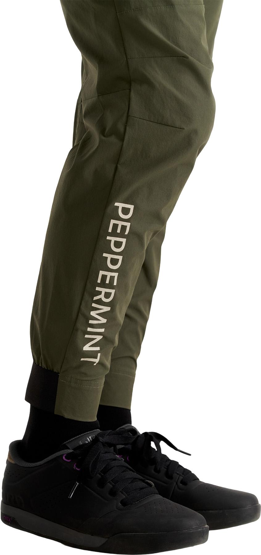 Numéro de l'image de la galerie de produits 4 pour le produit Pantalon Signature - Femme