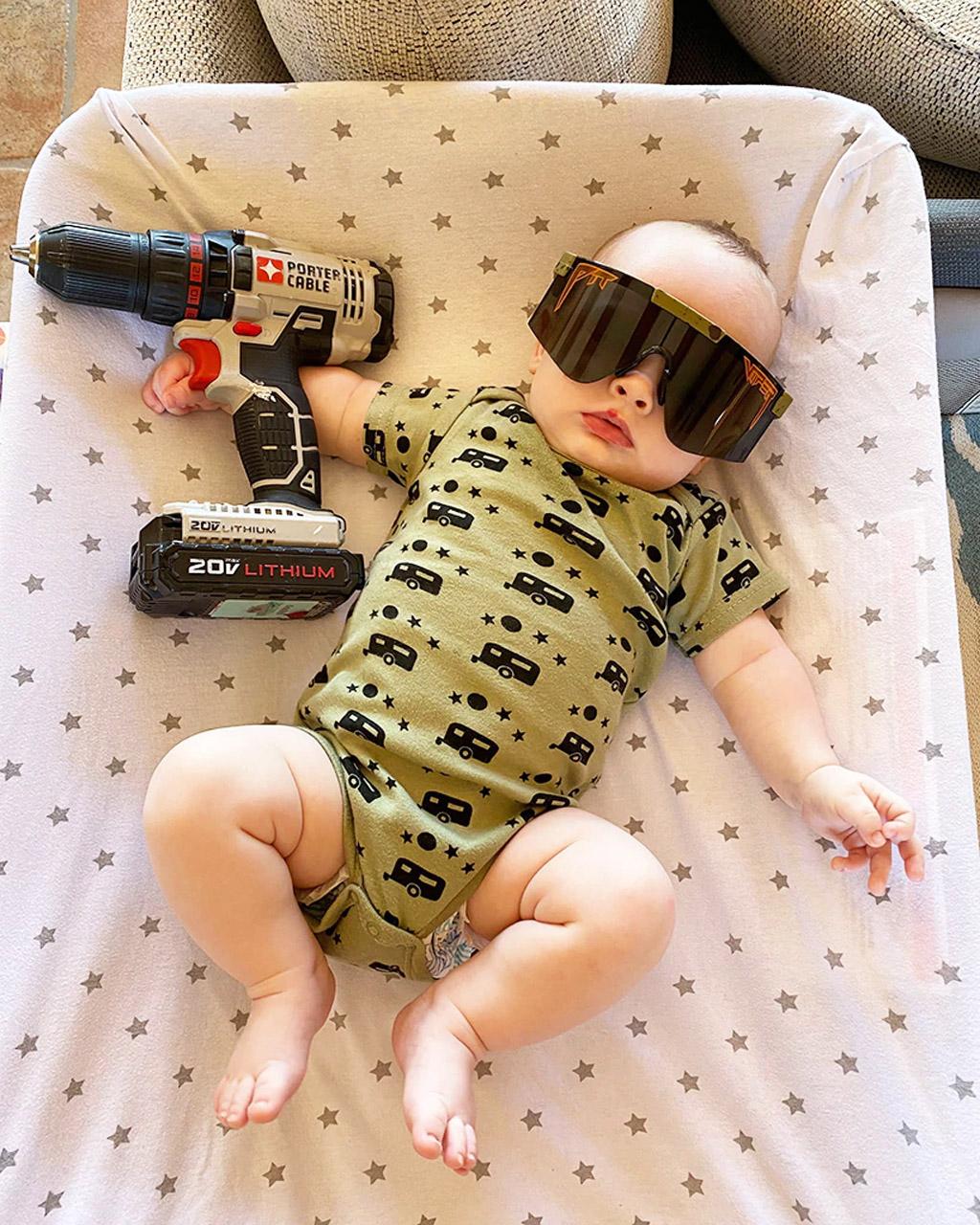 Product gallery image number 4 for product The Big Buck Hunter 2000's Sunglasses