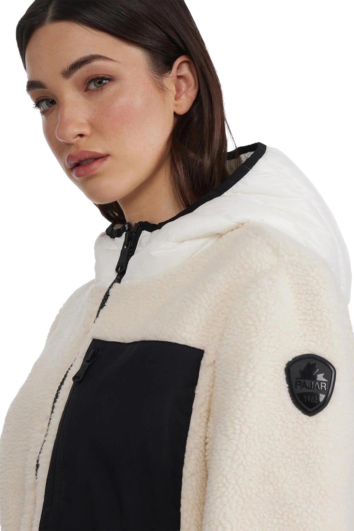 Numéro de l'image de la galerie de produits 2 pour le produit Manteau de transition en matériaux assortis matelassé à canaux avec capuchon fixe Fawn - Femme