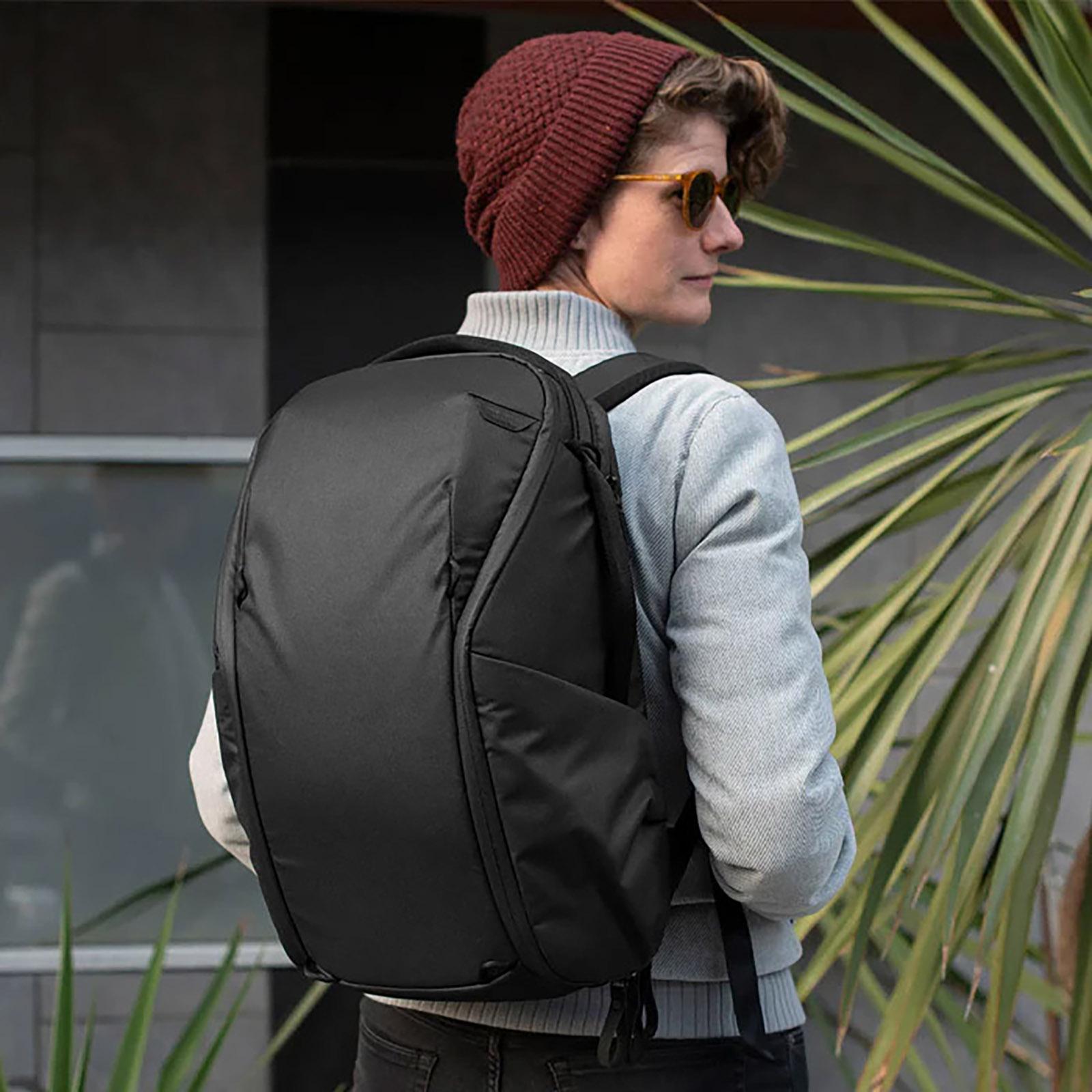 Product gallery image number 2 for product Everyday Backpack Zip 20L