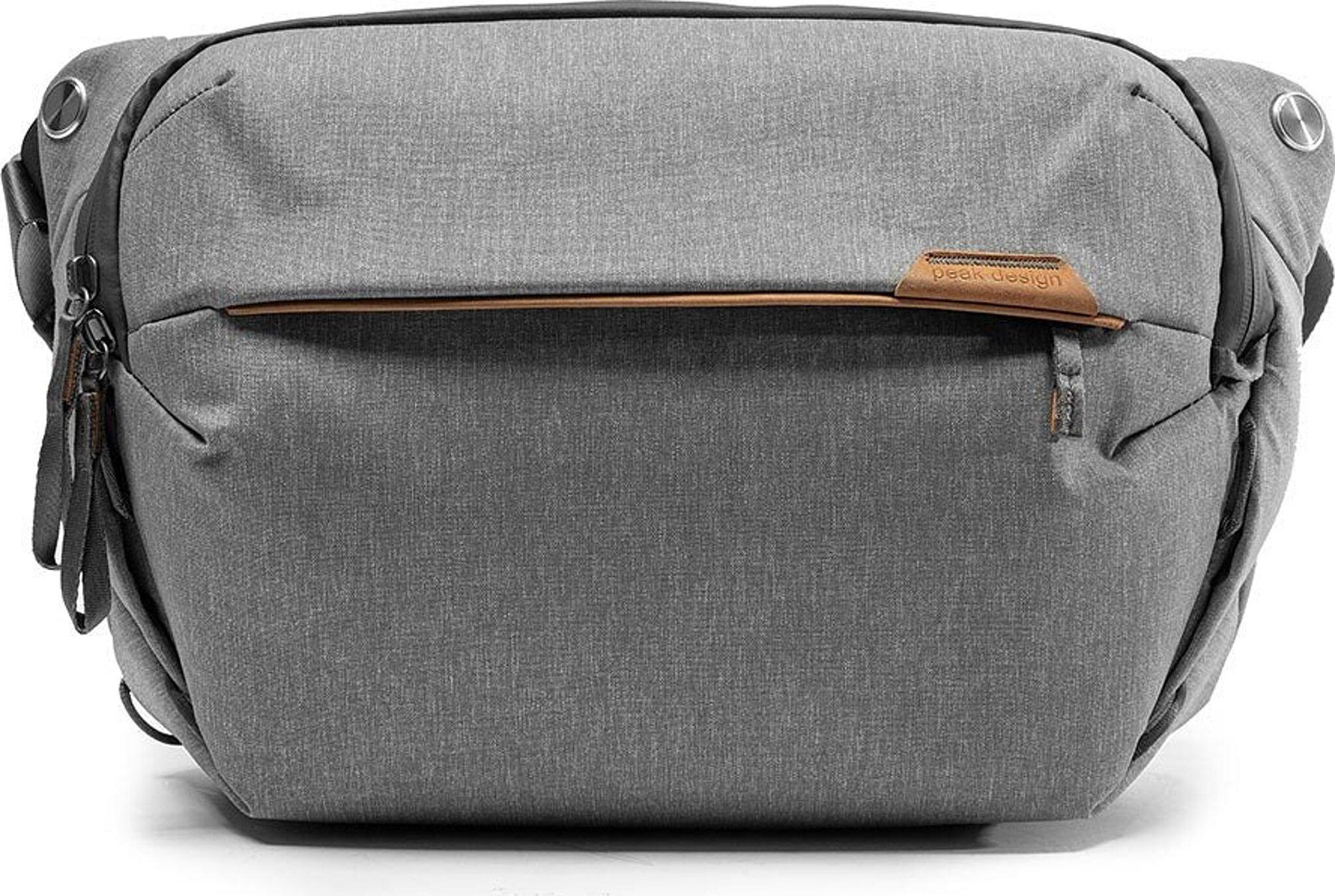 Product gallery image number 1 for product Everyday Sling V2 10L