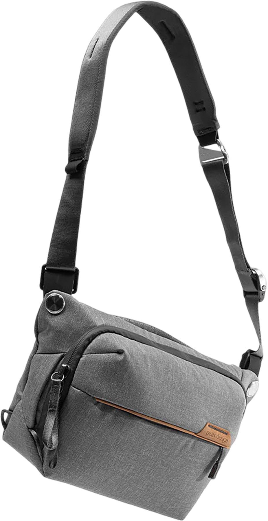 Product gallery image number 3 for product Everyday Sling Bag 6L