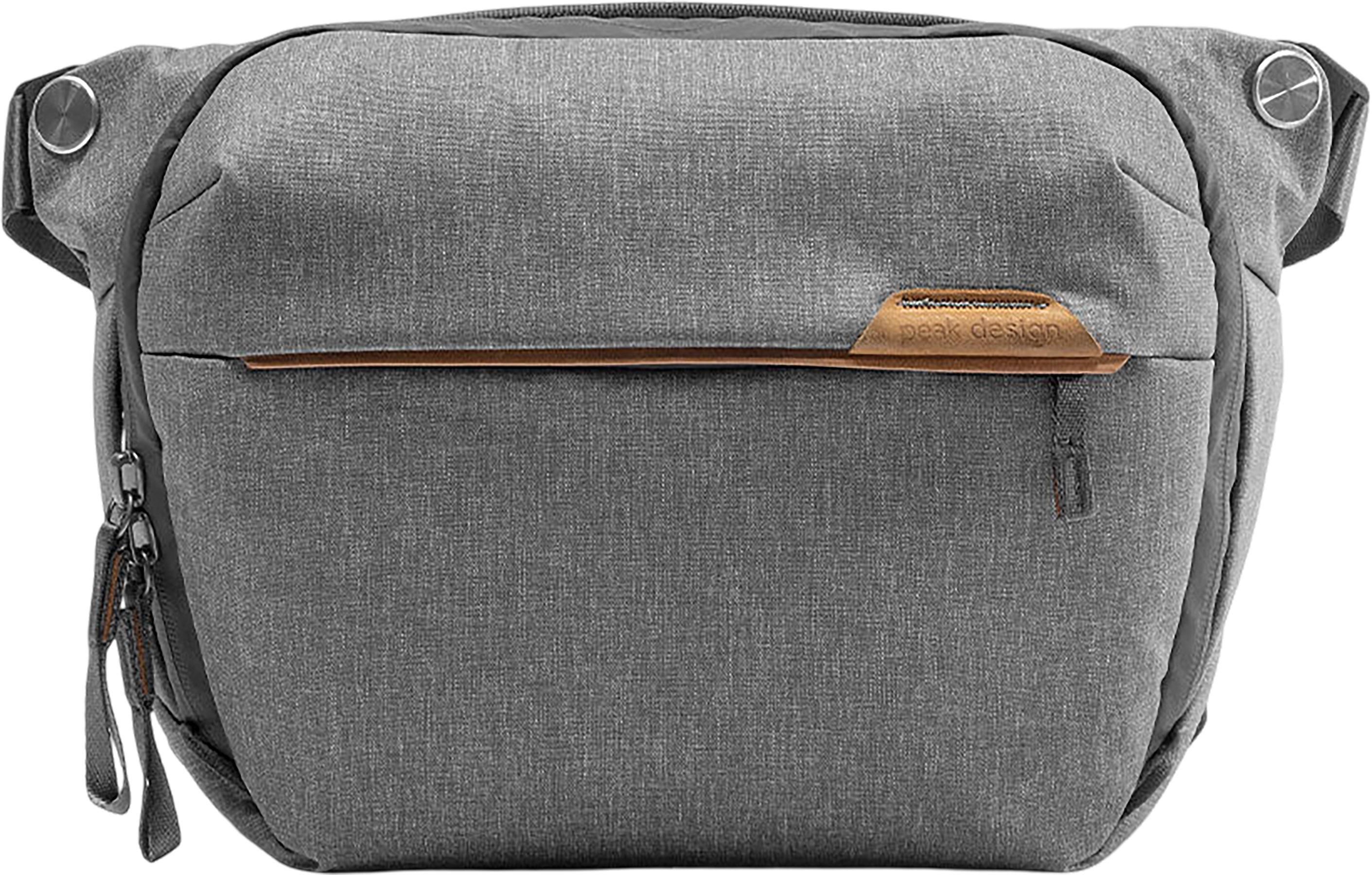 Product image for Everyday Sling Bag 6L