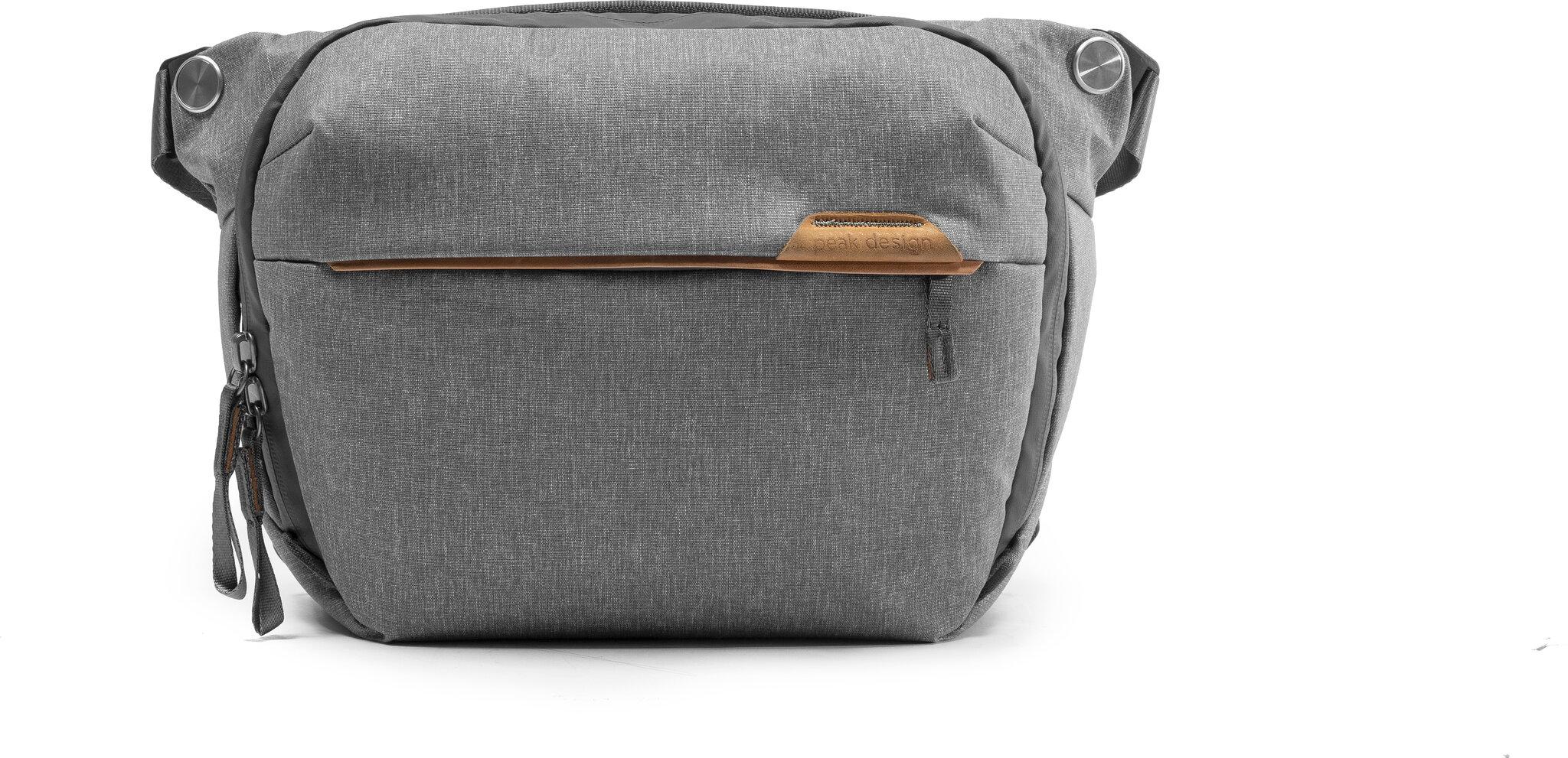 Product image for Everyday Sling V2 6L