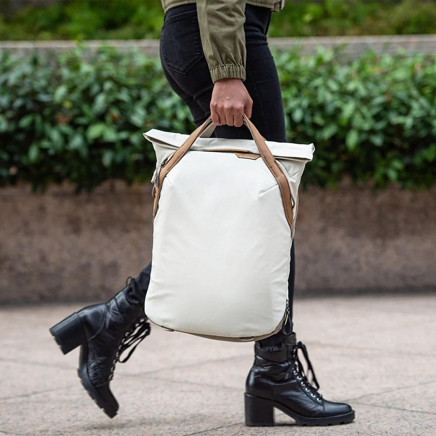 Product gallery image number 2 for product Everyday Totepack 20L