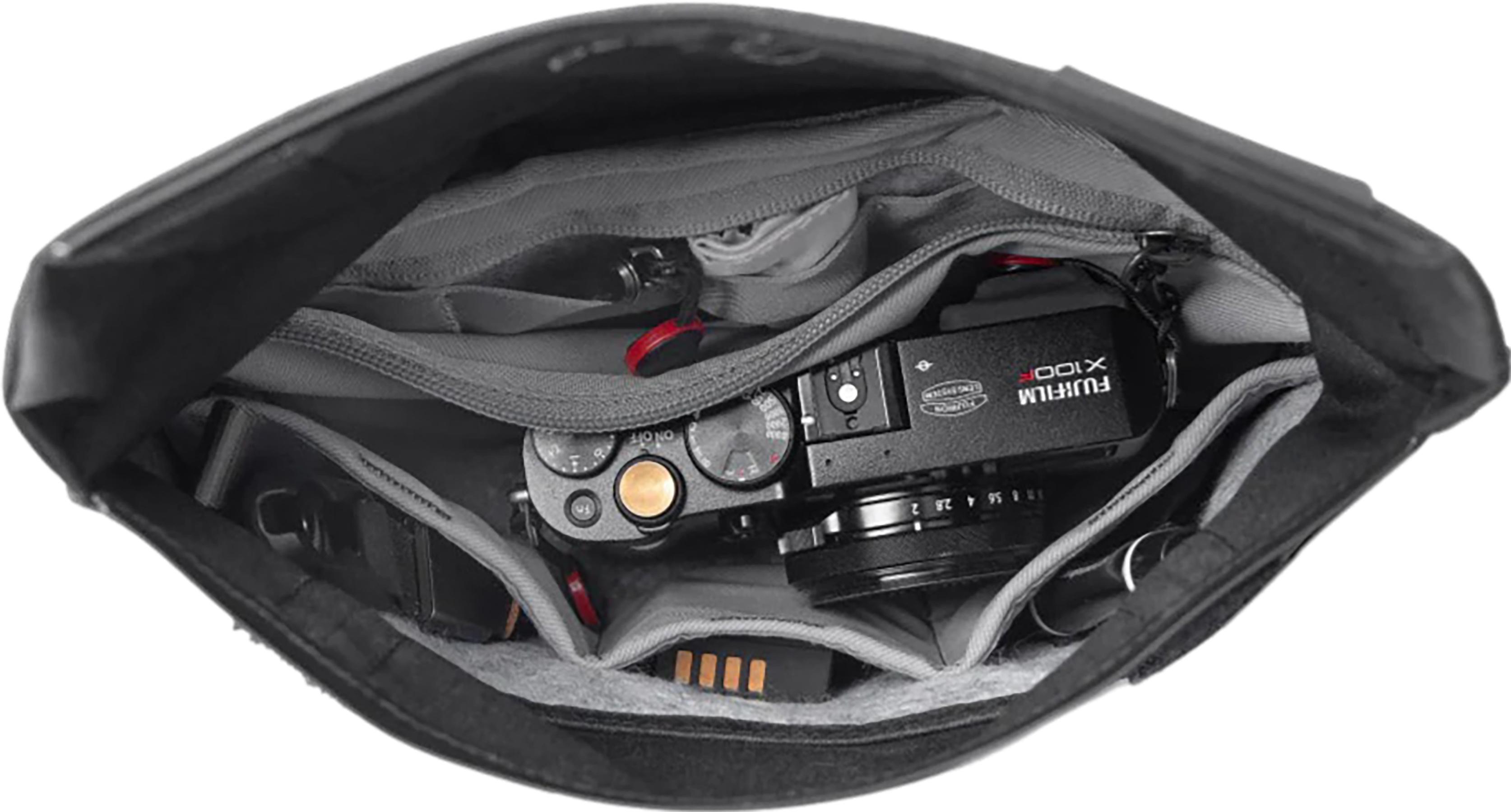 Product gallery image number 3 for product Pochette Field V2