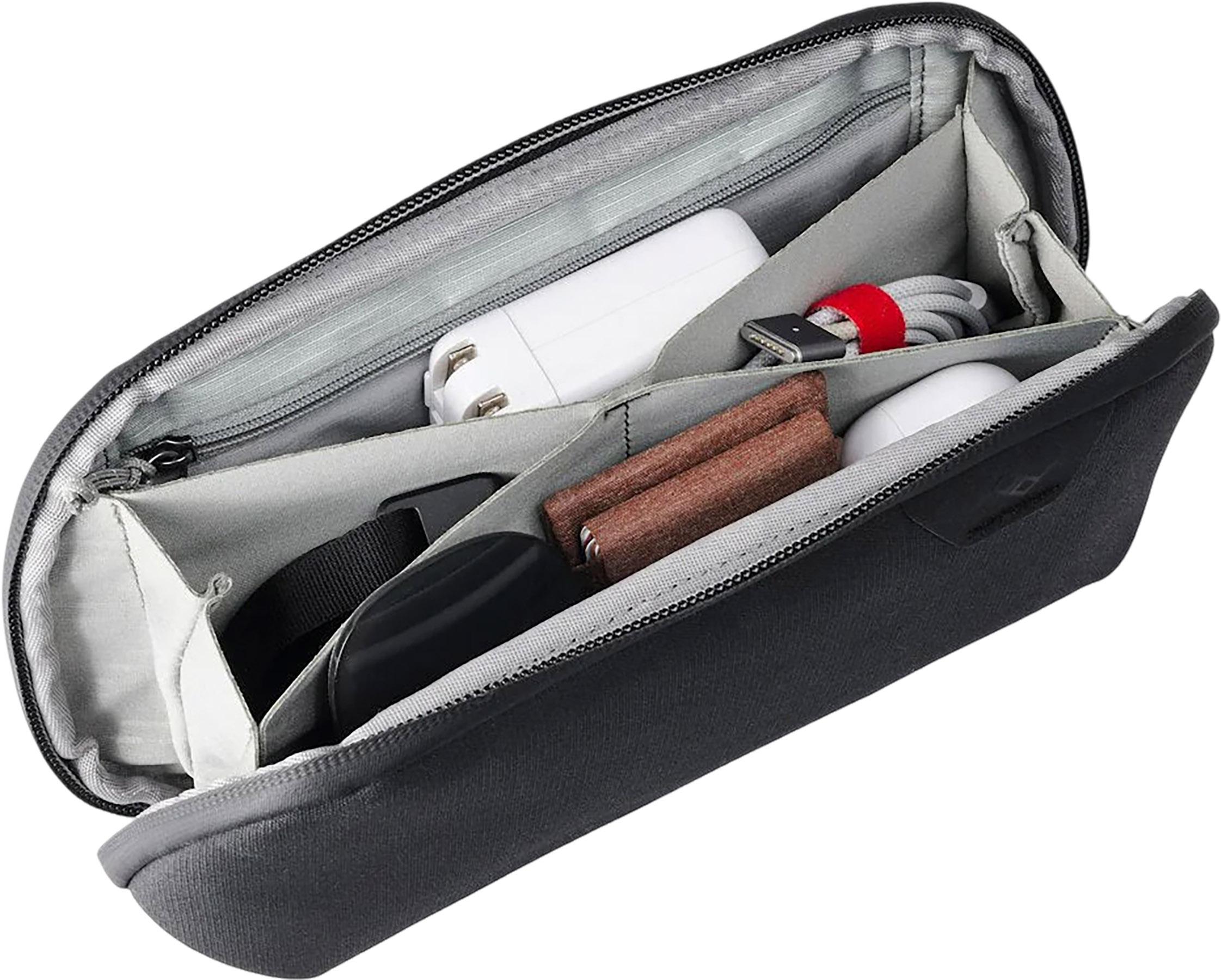 Product gallery image number 8 for product Tech Pouch 2L - Regular