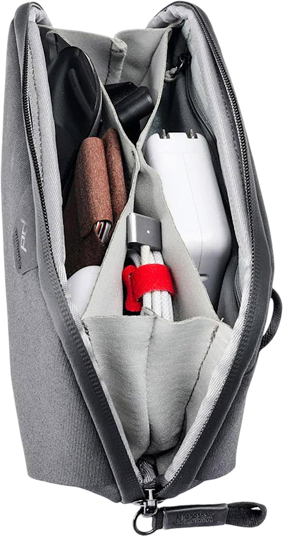 Product gallery image number 5 for product Tech Pouch 2L - Regular